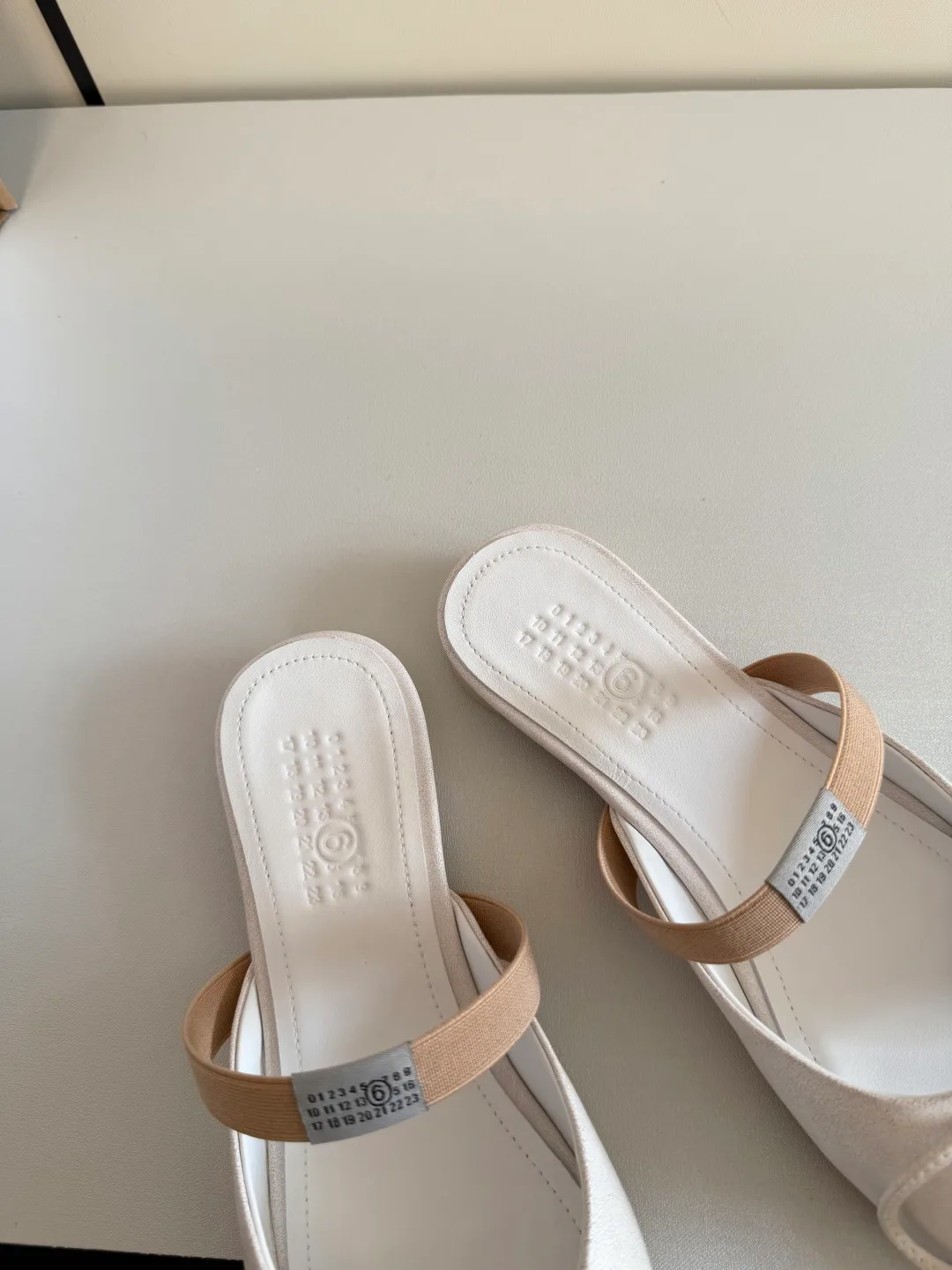 Шлепанцы Женские Maison Margiela 553844