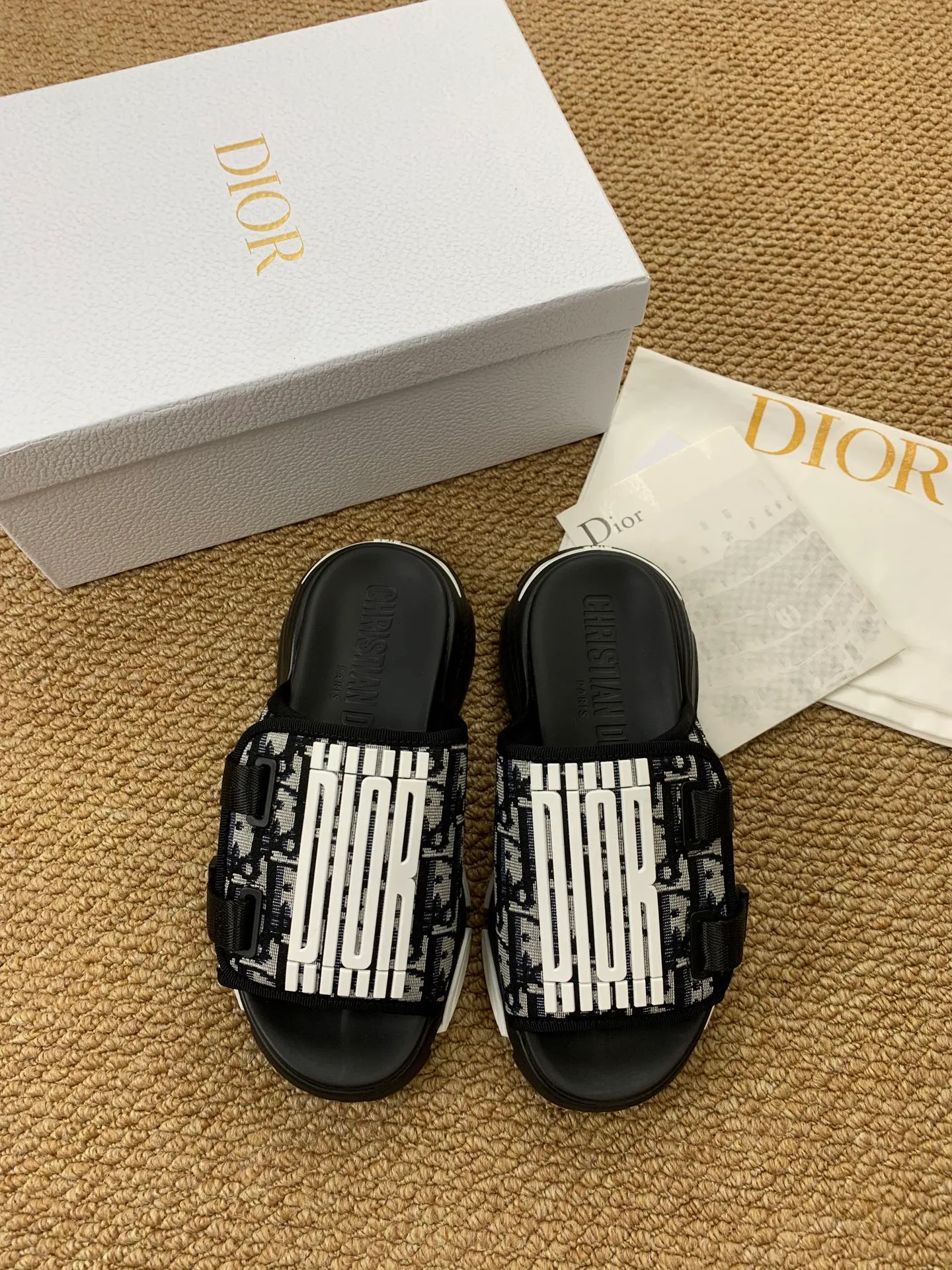 Шлепанцы Женские Christian Dior 17545237