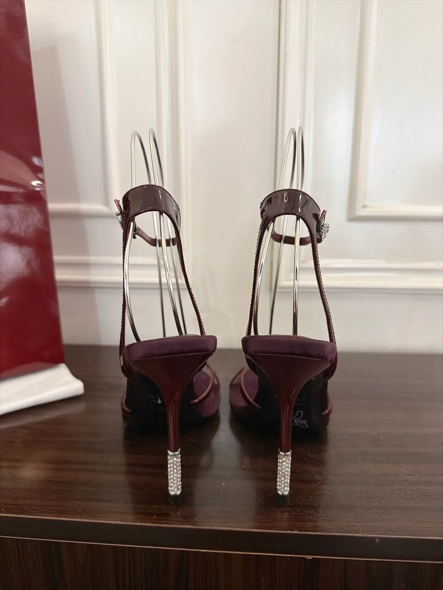 Босоножки Женские Gucci 19314657