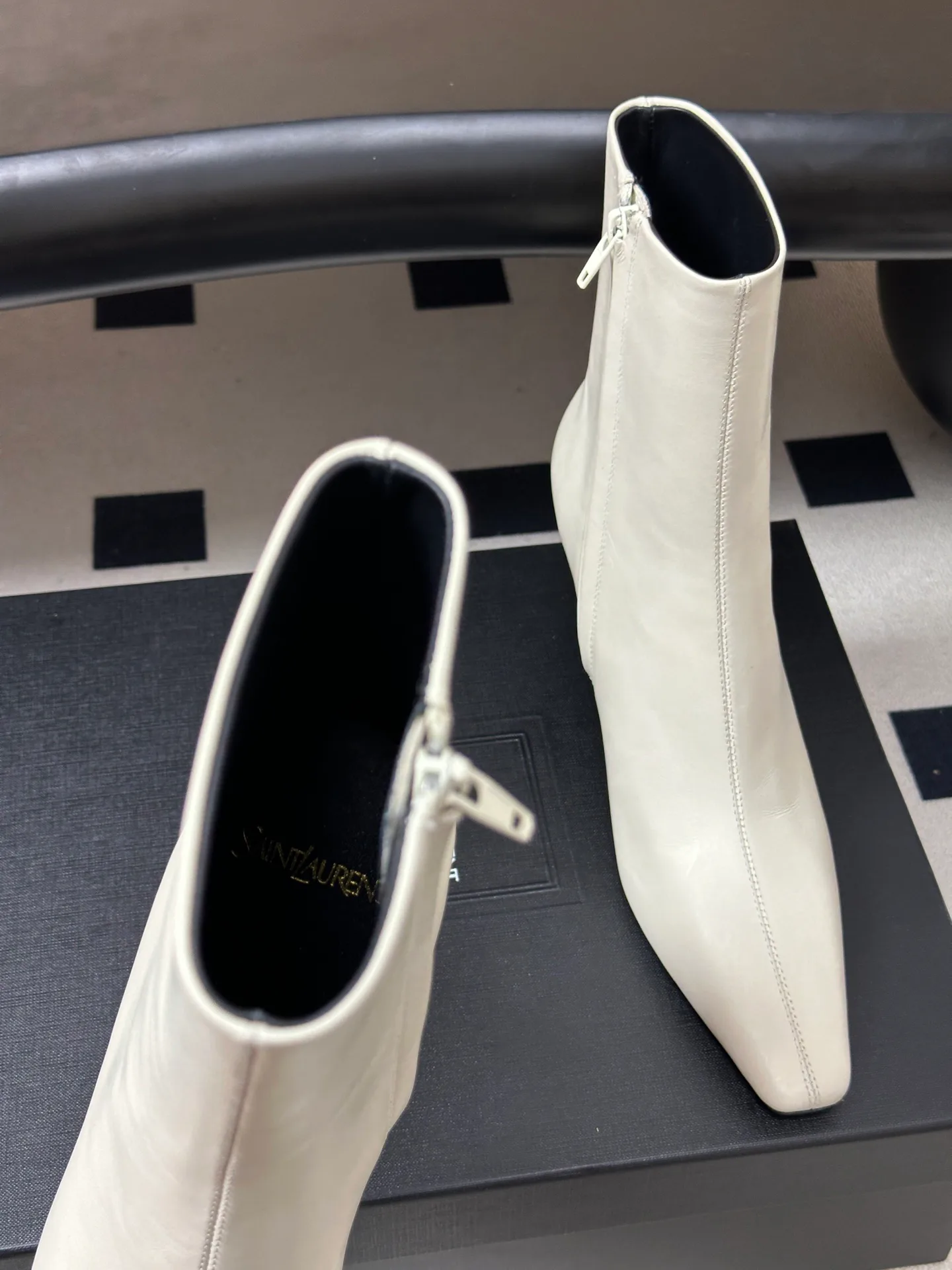 Ботильоны Женские Saint Laurent 18492621
