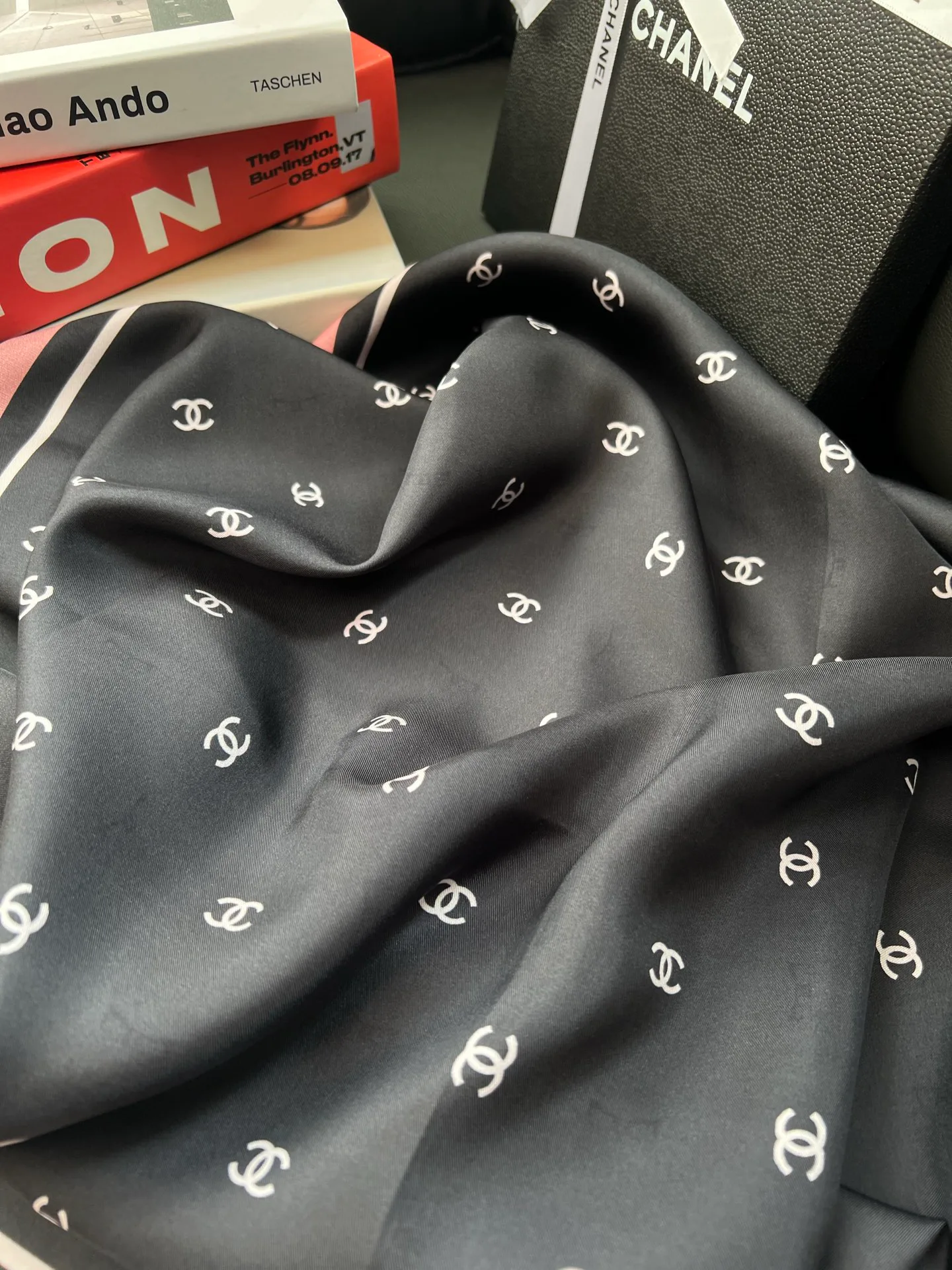 Шарфы Chanel 27659