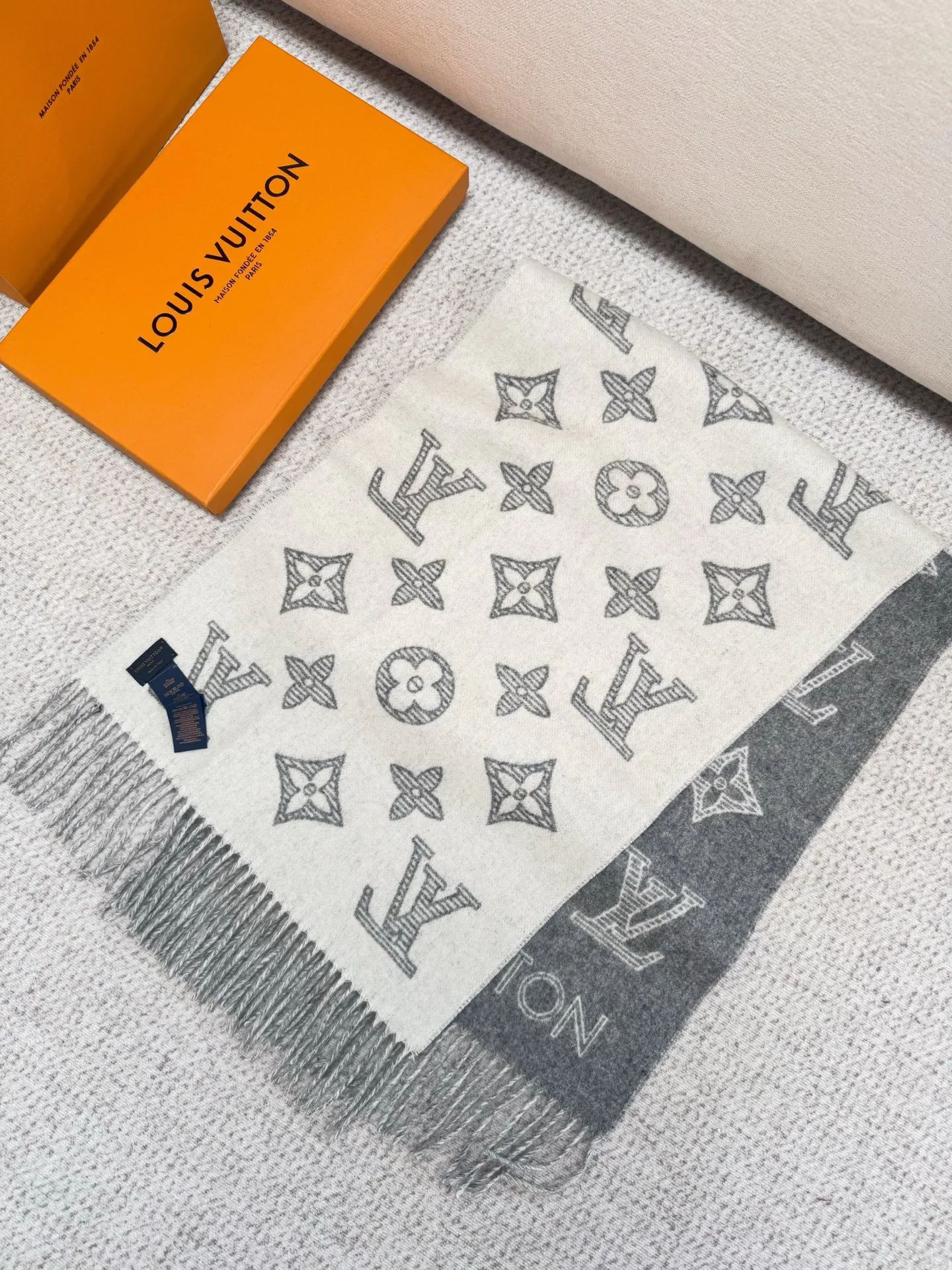 Шарфы Louis Vuitton 1326219