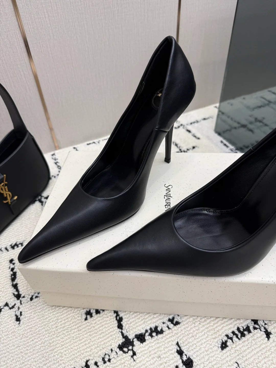Туфли Женские Saint Laurent 18237750