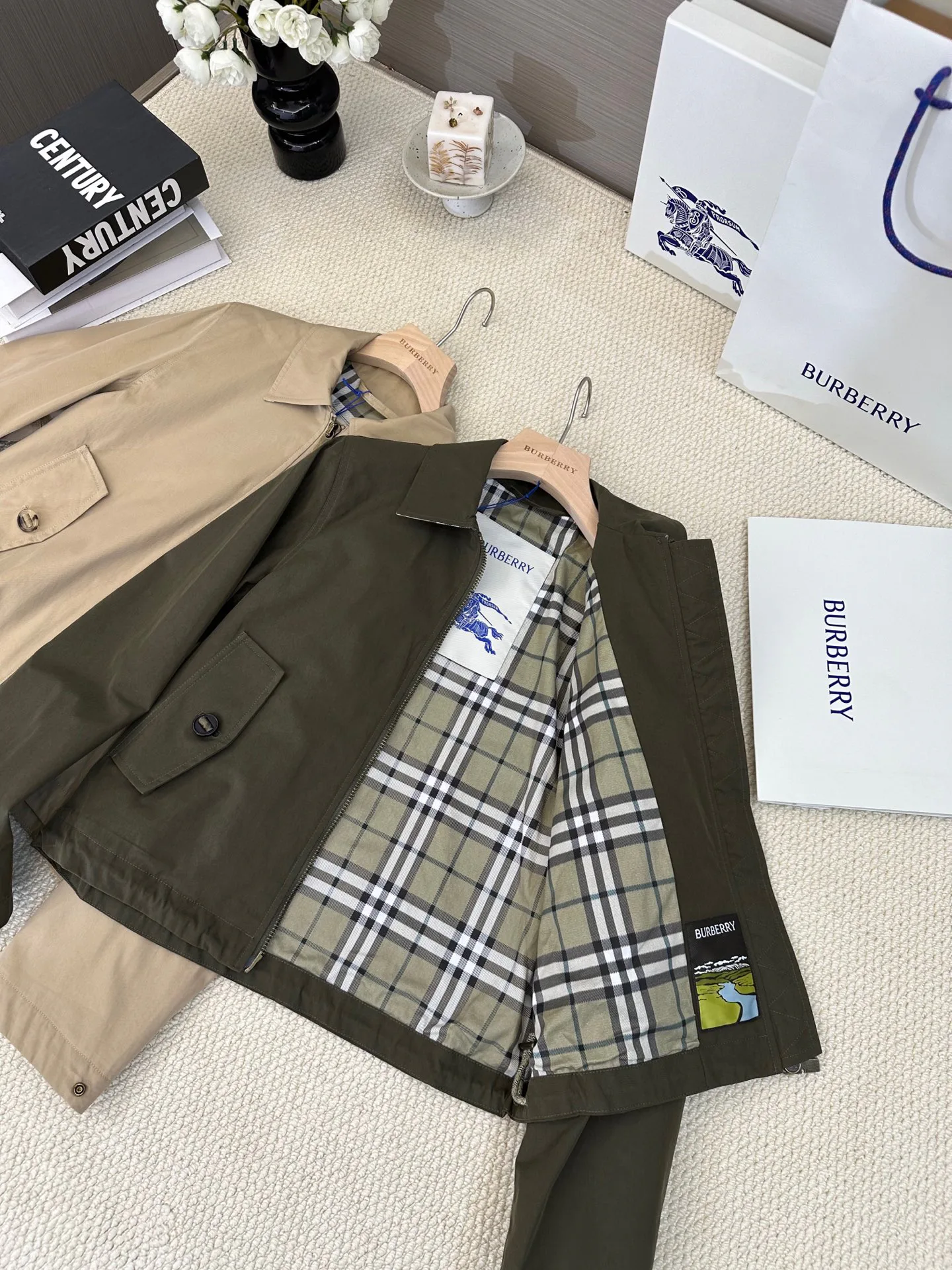Куртки И Пуховики Женские Burberry 17998592
