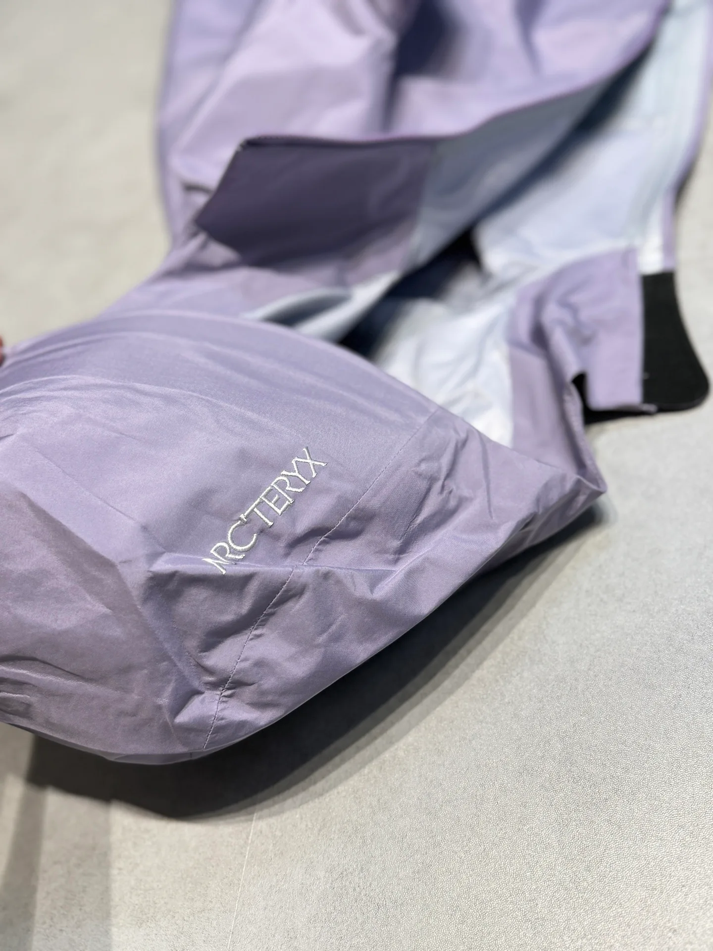 Куртки И Пуховики Женские Arcteryx 18694563