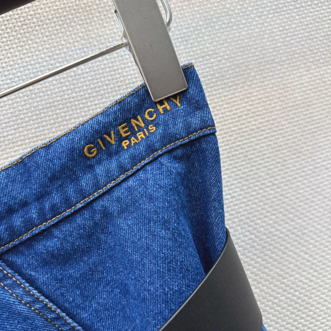 Юбки Женские Givenchy 18986028