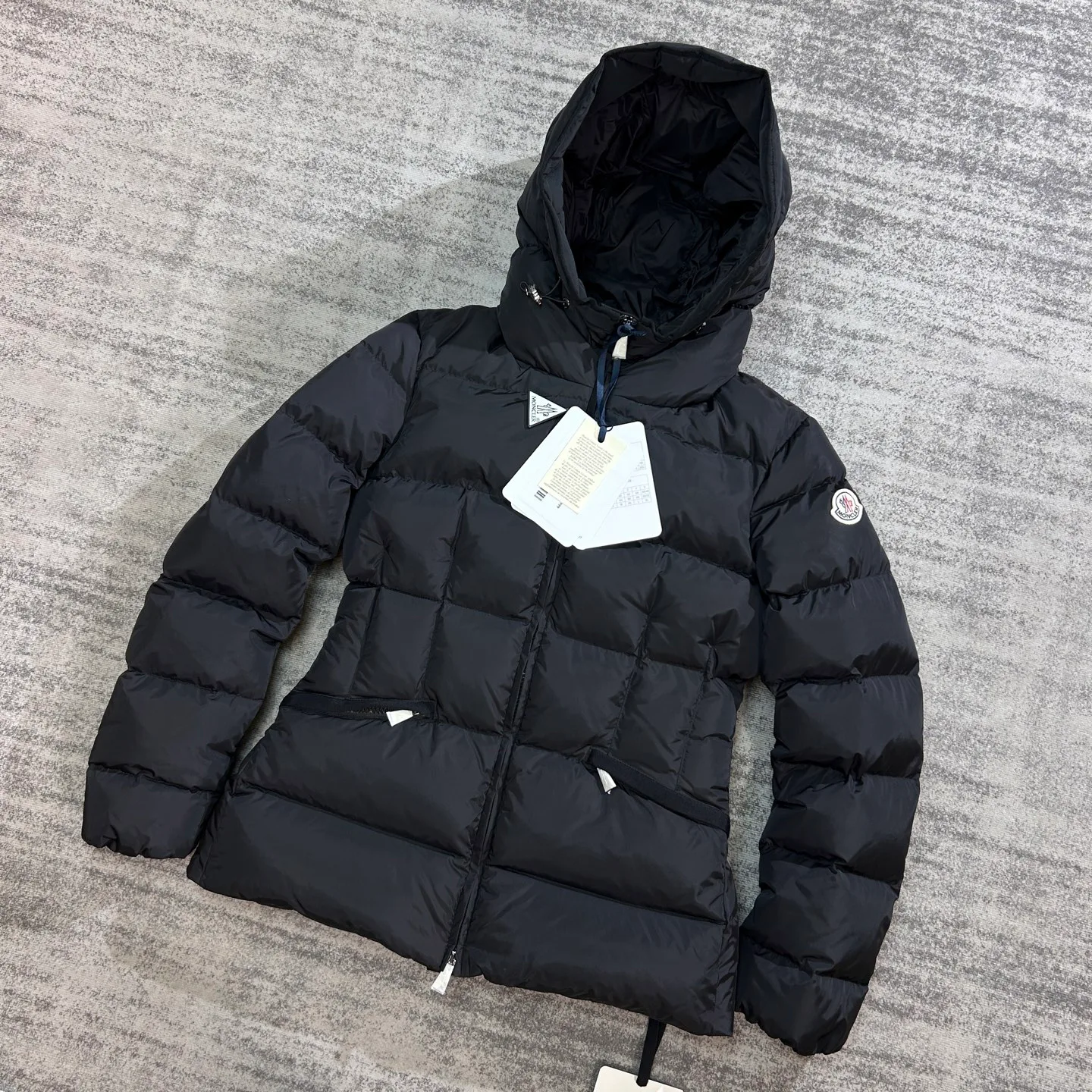Куртки И Пуховики Женские Moncler 18133636