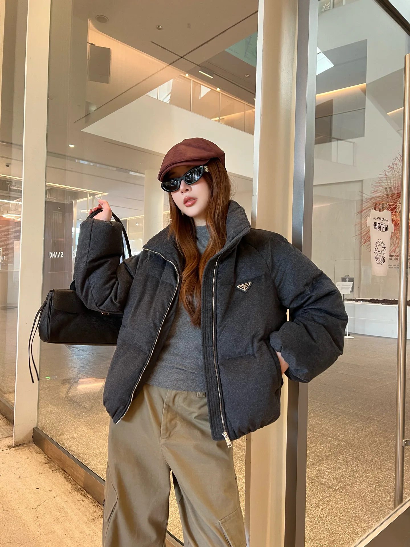 Куртки И Пуховики Женские Prada 18108051
