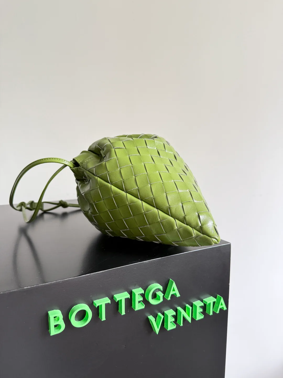 Сумки На Ремне Женские Bottega Veneta 11255465