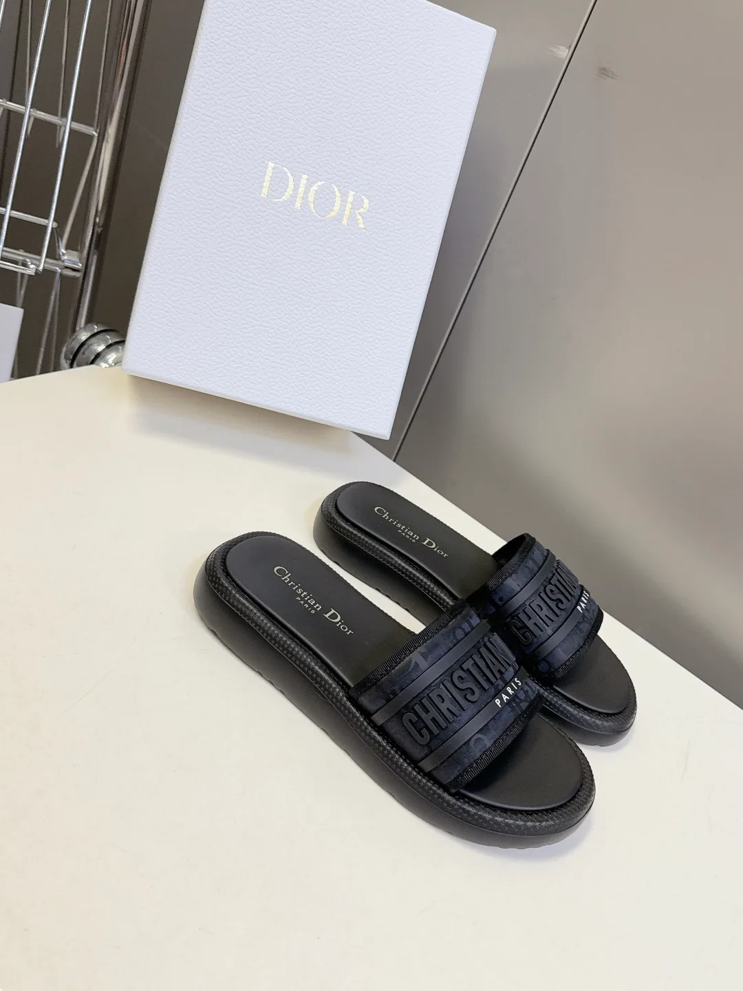Шлепанцы Женские Christian Dior 17077122