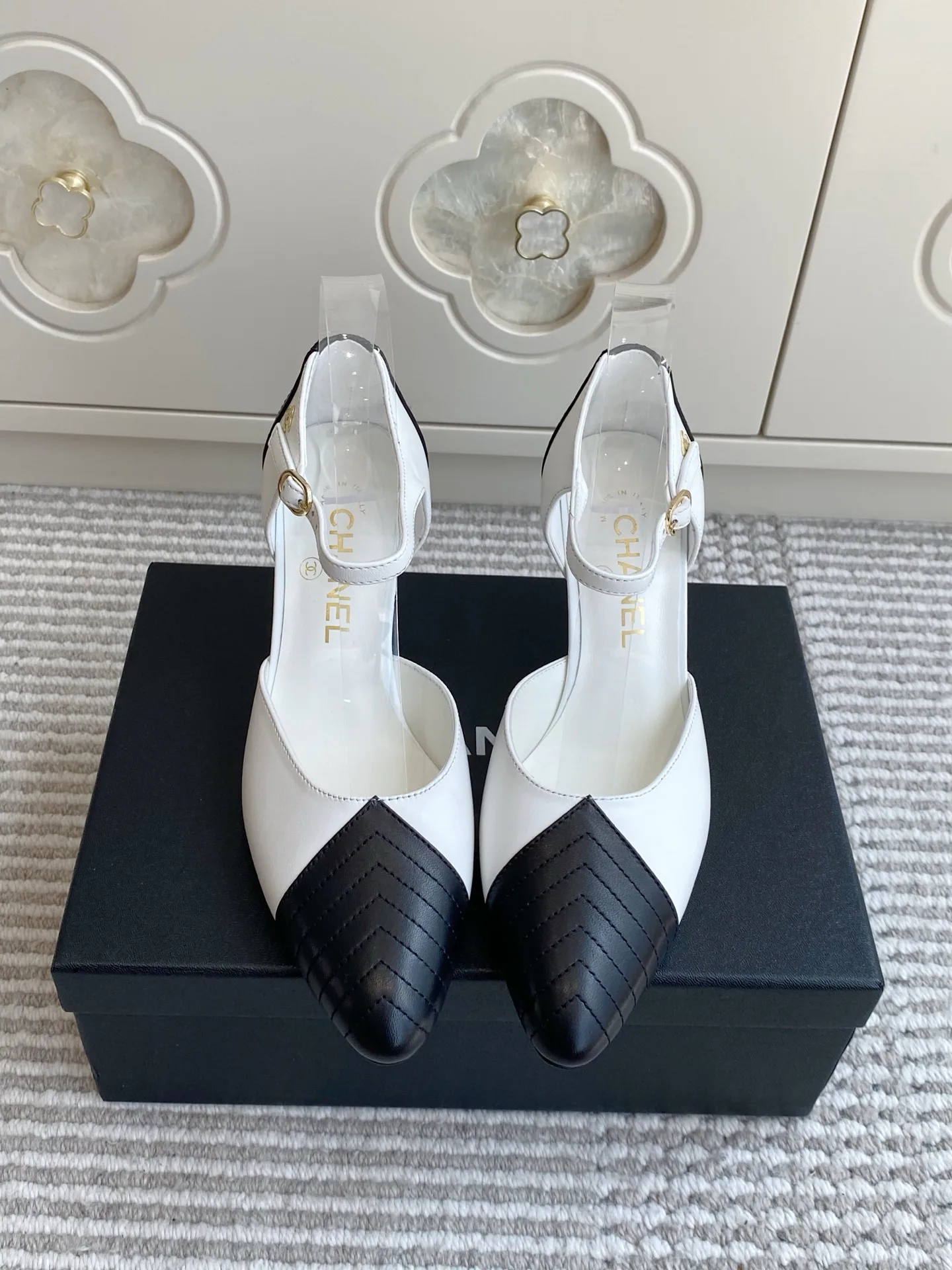 Туфли Женские Chanel 17498444