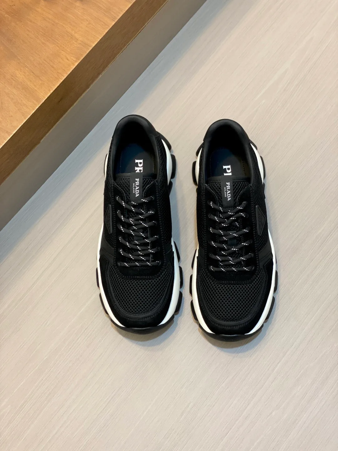 Кроссовки Мужские Prada 18055223
