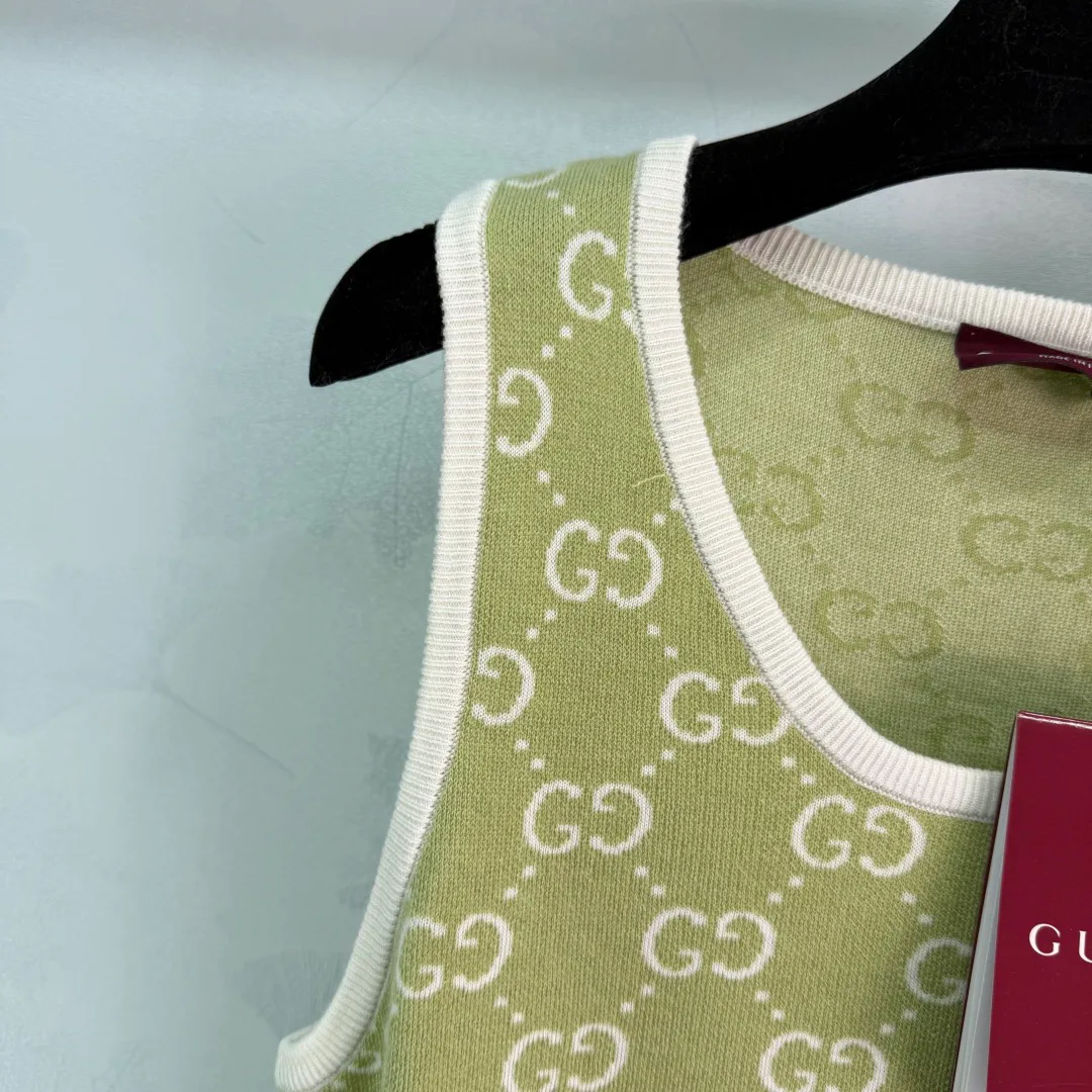Жилеты Женские Gucci 11536153