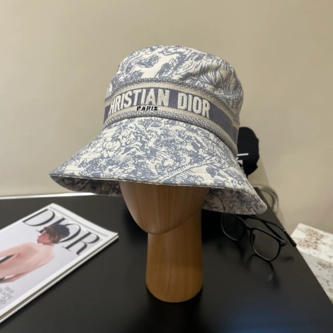 Головные Уборы Christian Dior 13294365