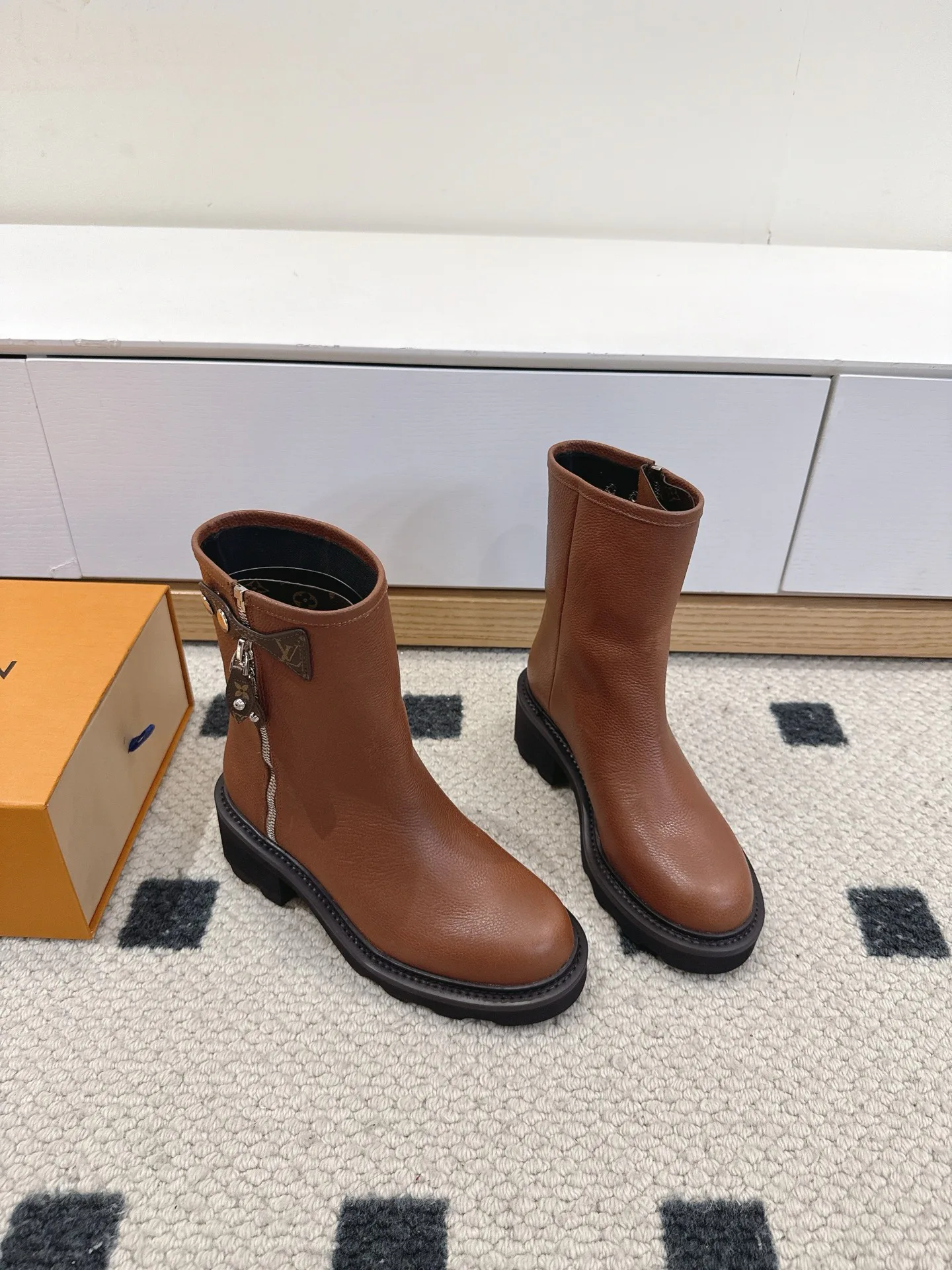 Ботинки Женские Louis Vuitton 5018349