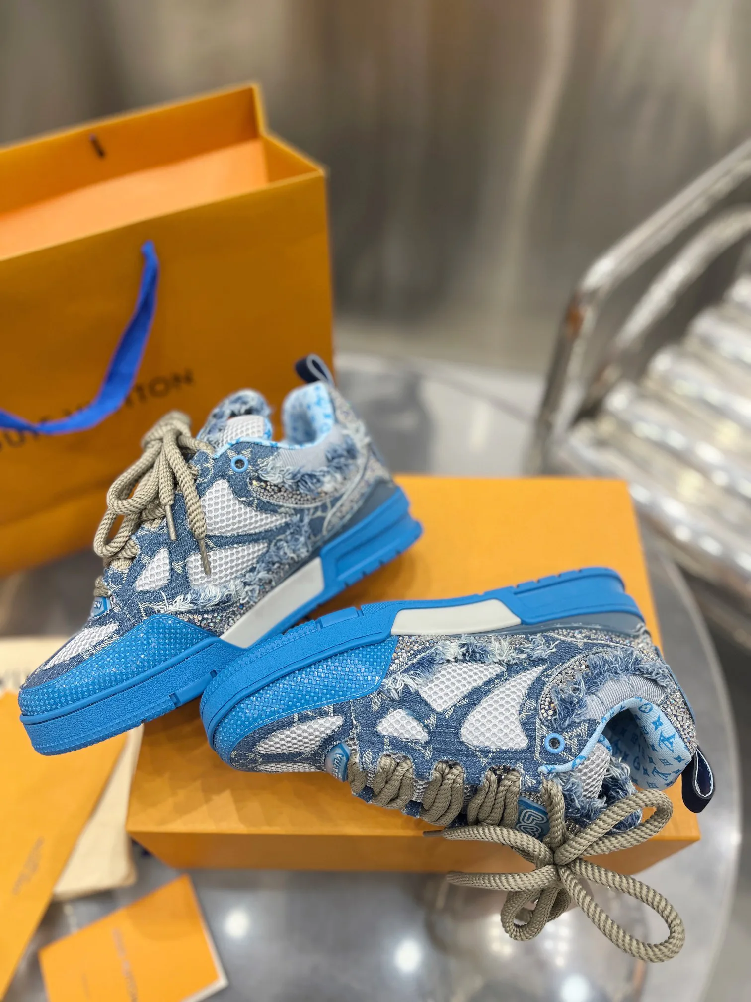 Кроссовки Мужские Louis Vuitton 1141912