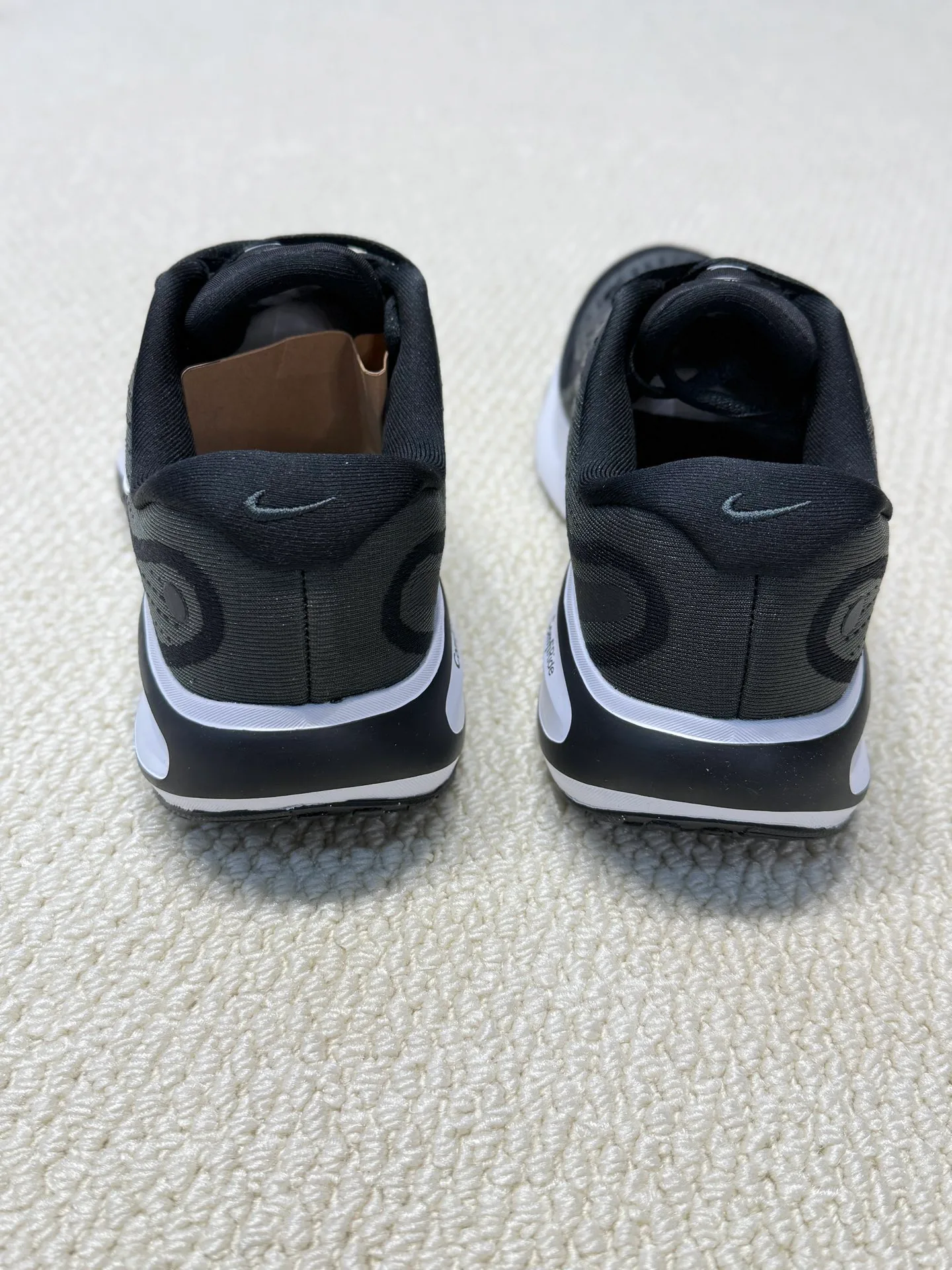 Кроссовки Женские Nike 3898