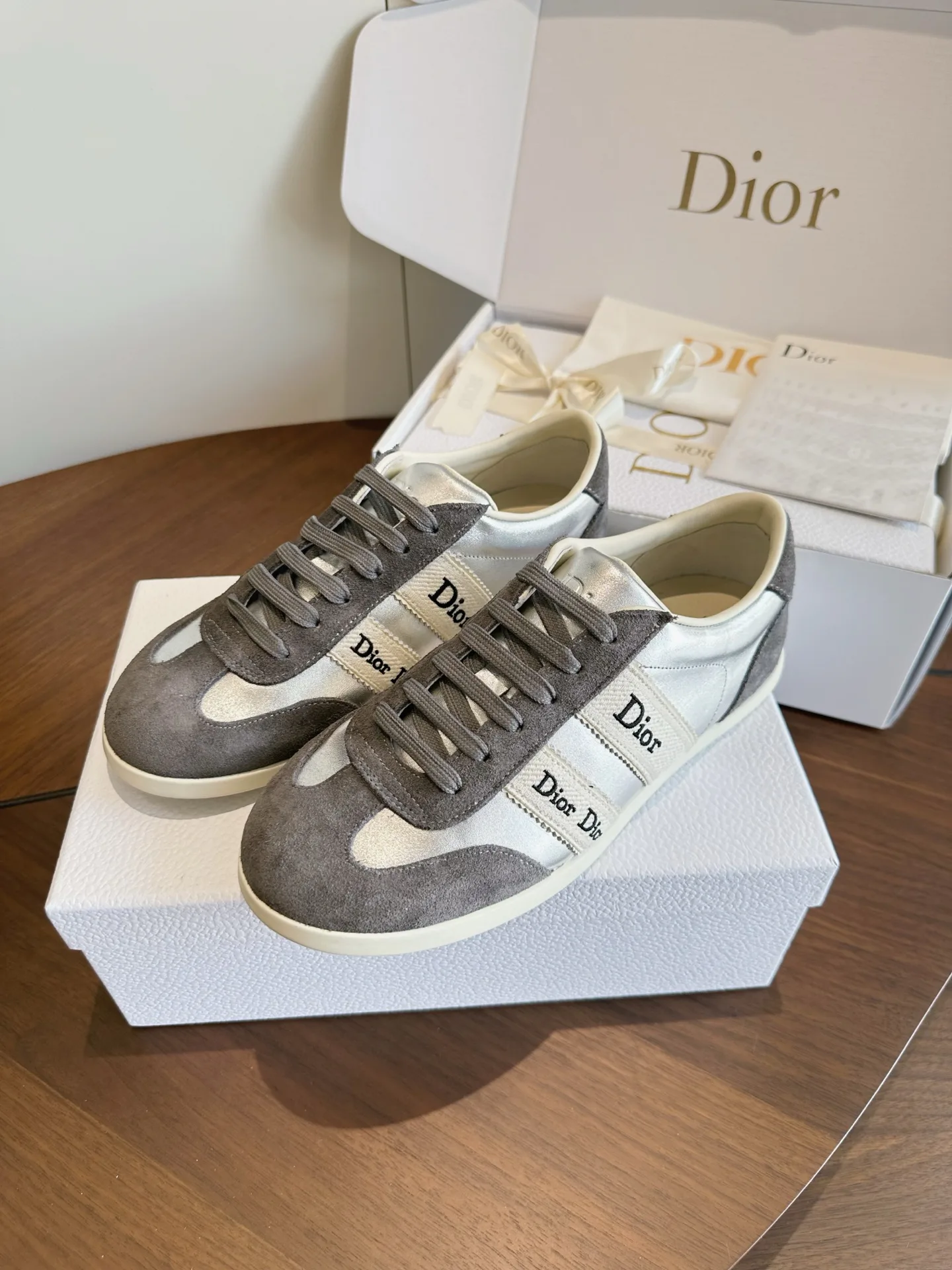 Кроссовки Женские Christian Dior 18443950