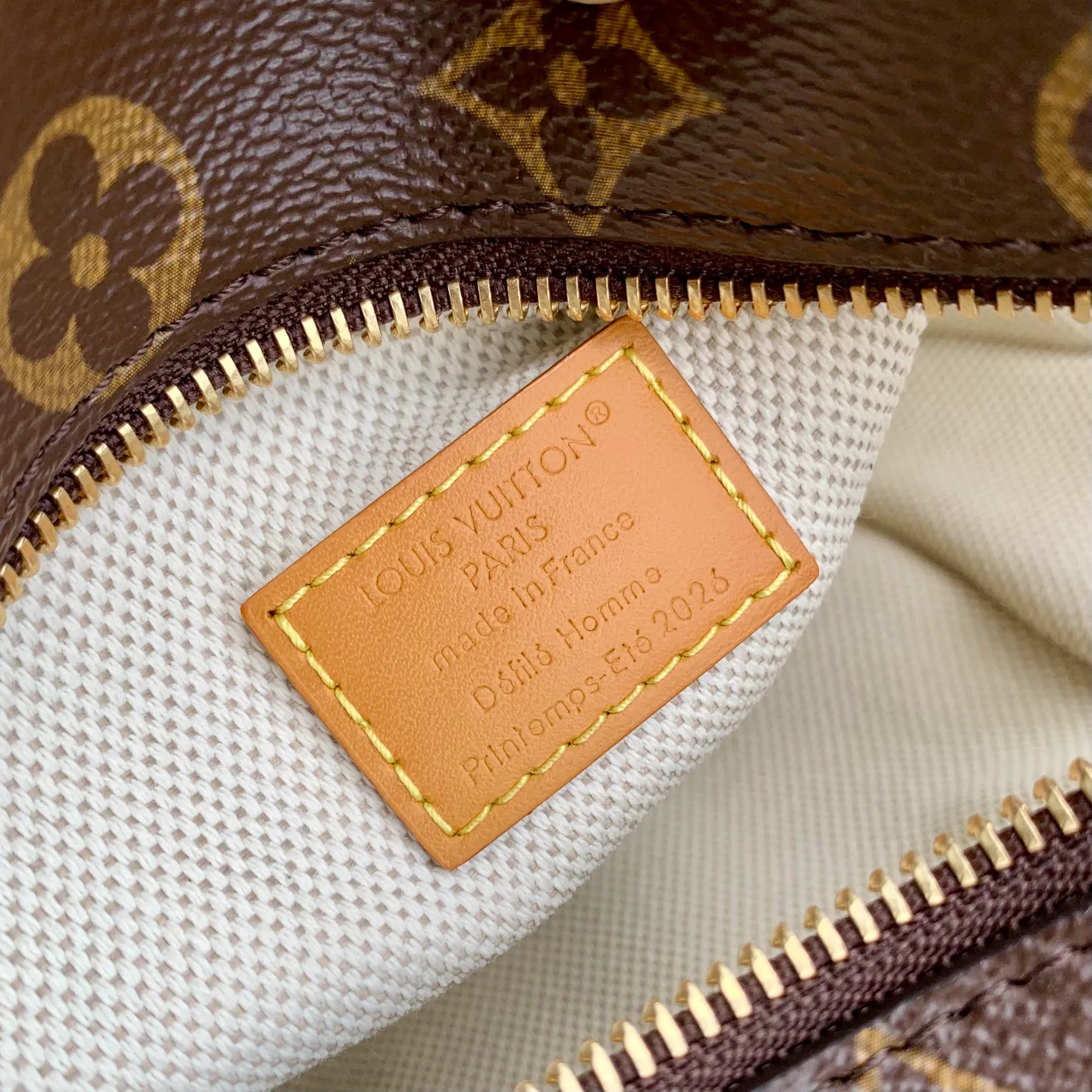 Классические Сумки Женские Louis Vuitton 18147437