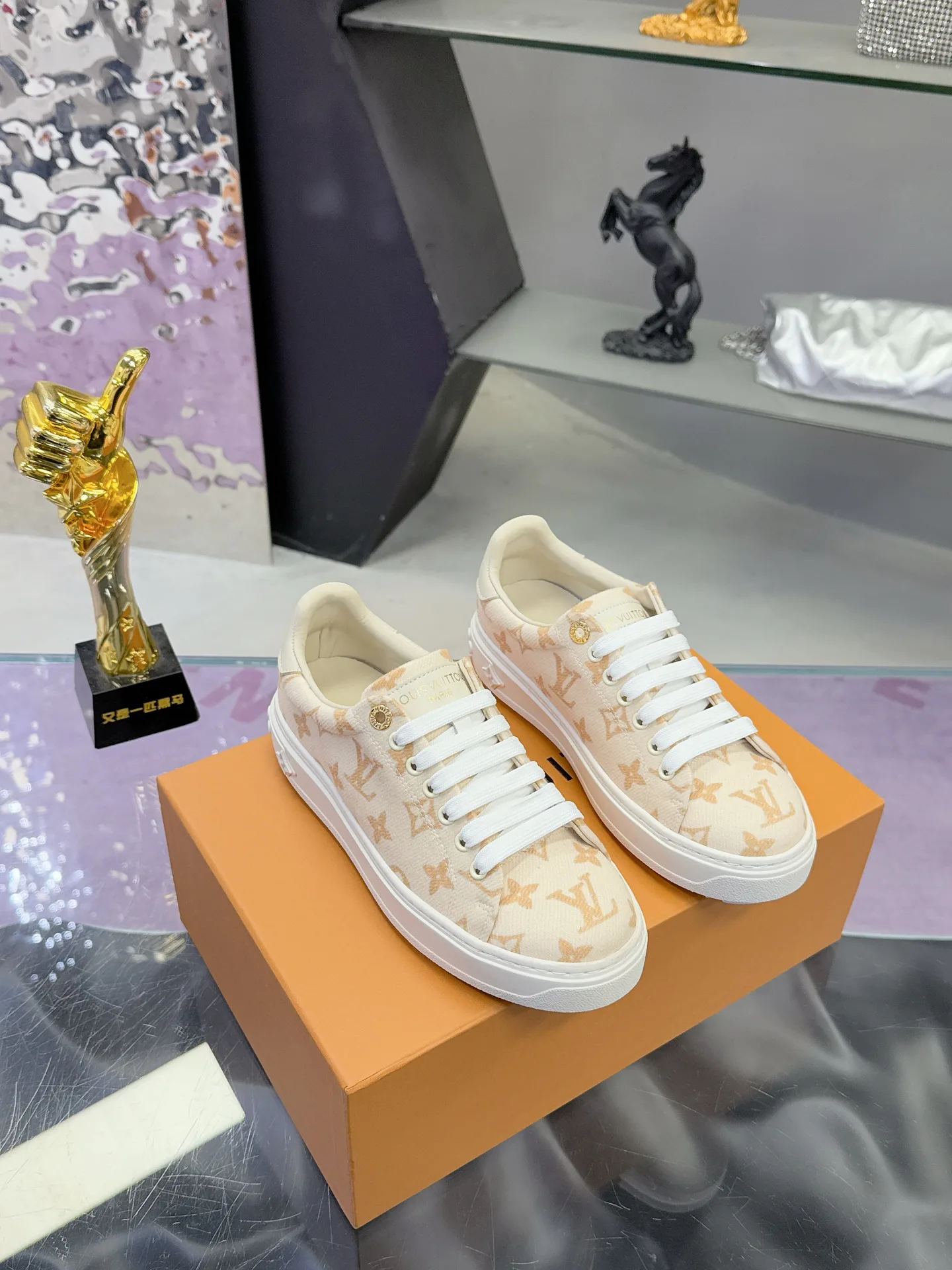 Кеды Женские Louis Vuitton 11674116