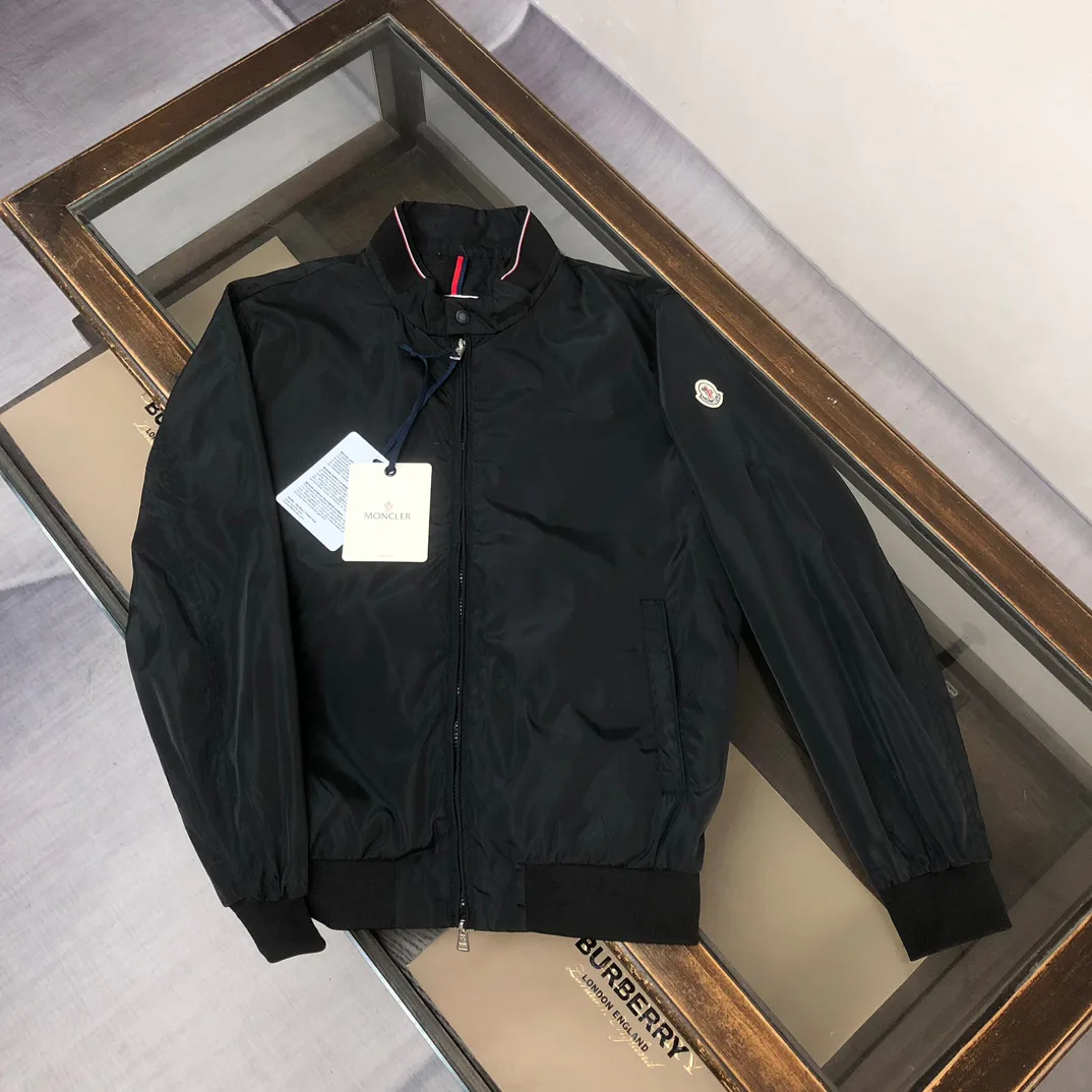 Куртки И Пуховики Мужские Moncler 17285978