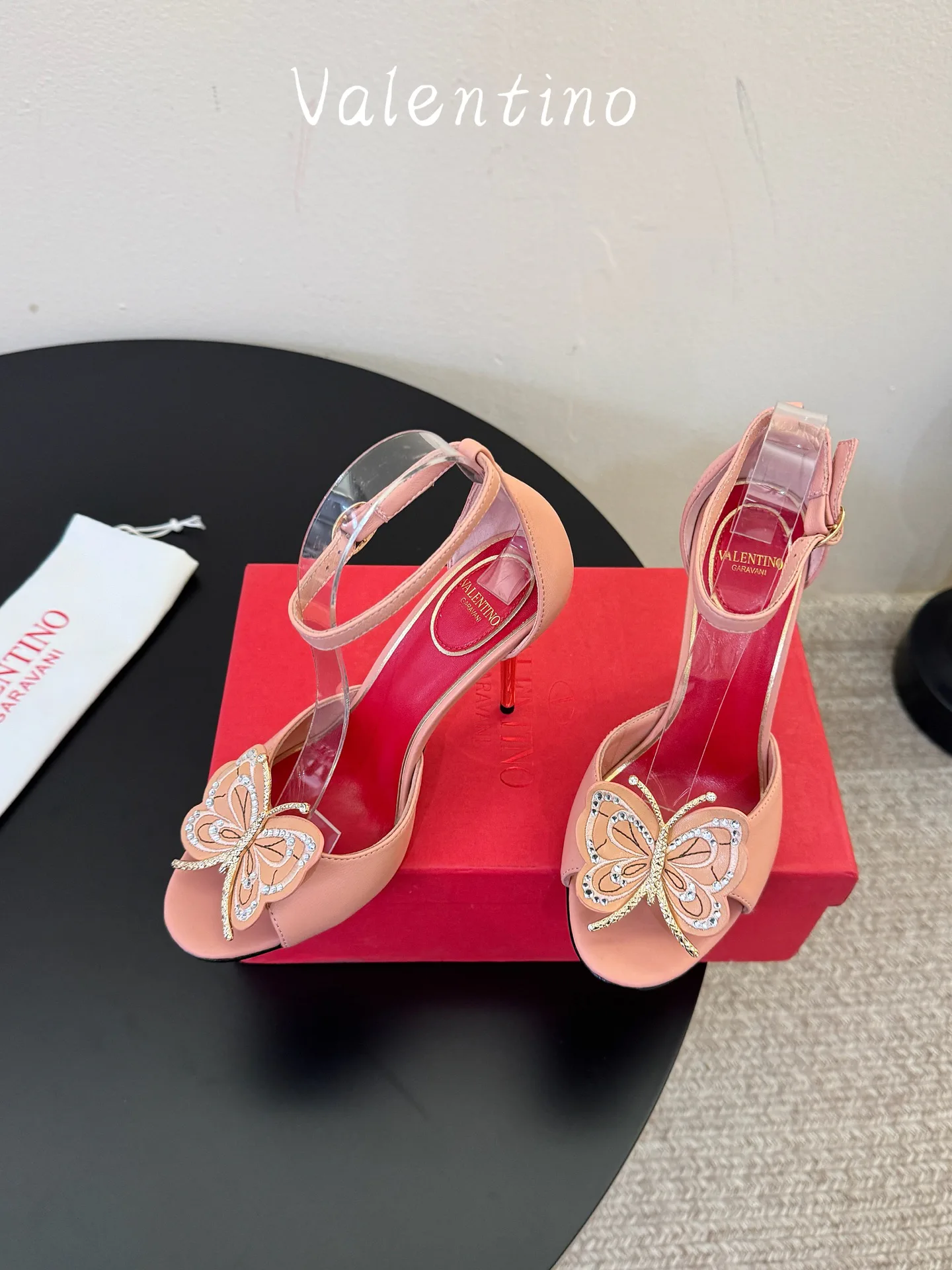 Босоножки Женские Valentino 17933483