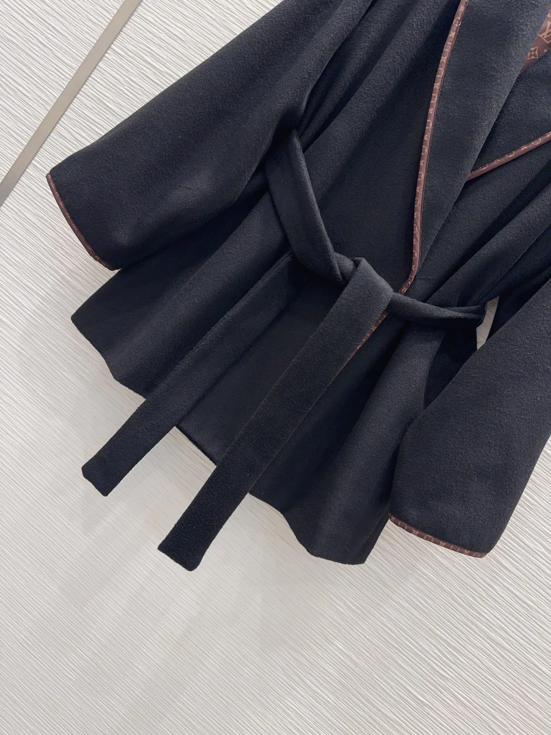 Пальто Женские Louis Vuitton 19456591