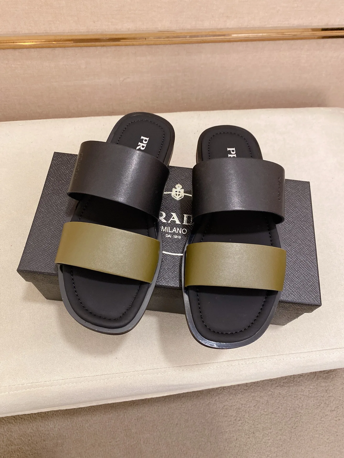 Шлепанцы Мужские Prada 74087