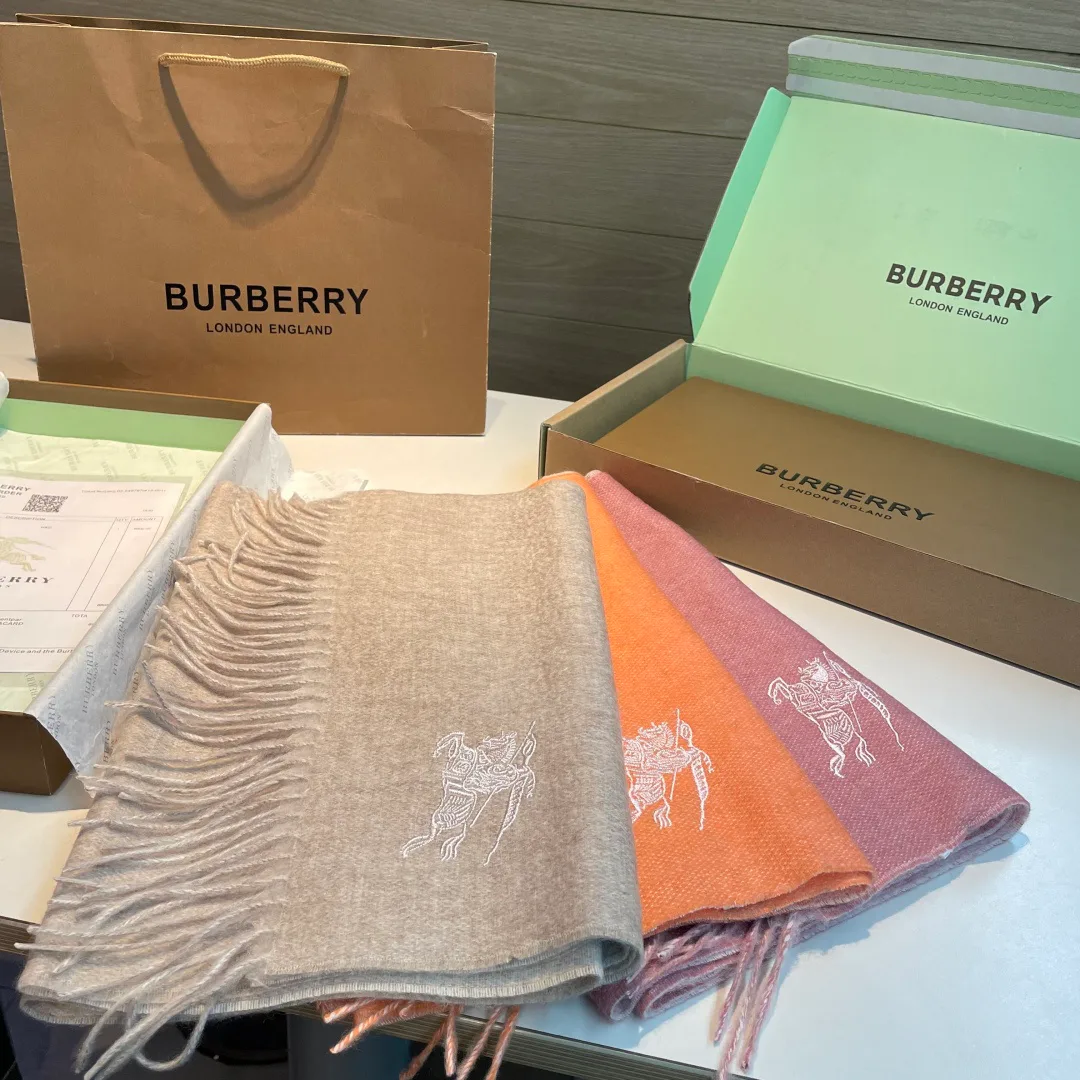 Шарфы Burberry 1303518