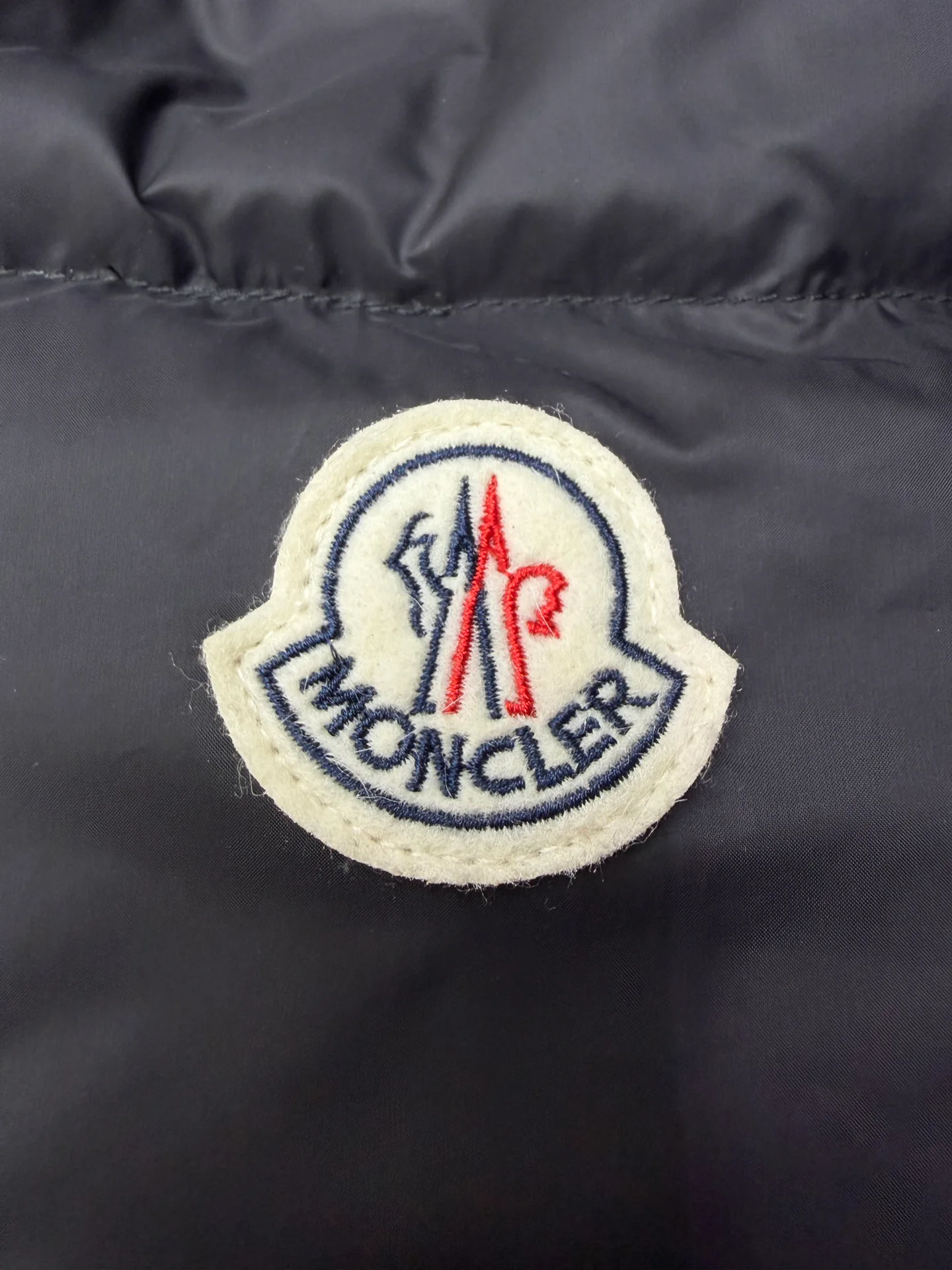 Куртки И Пуховики Женские Moncler 18111723