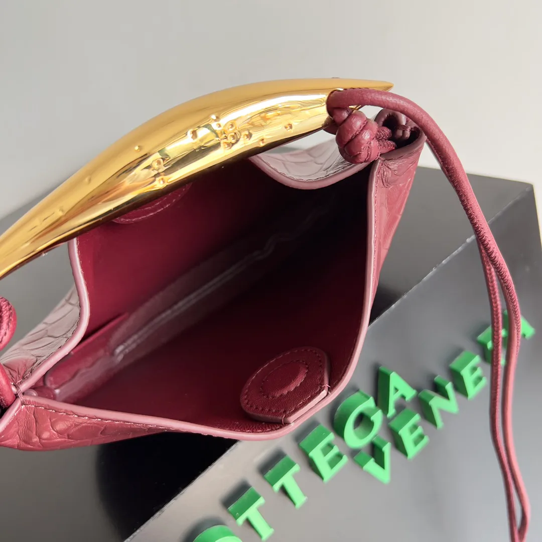Клатчи Женские Bottega Veneta 12788300