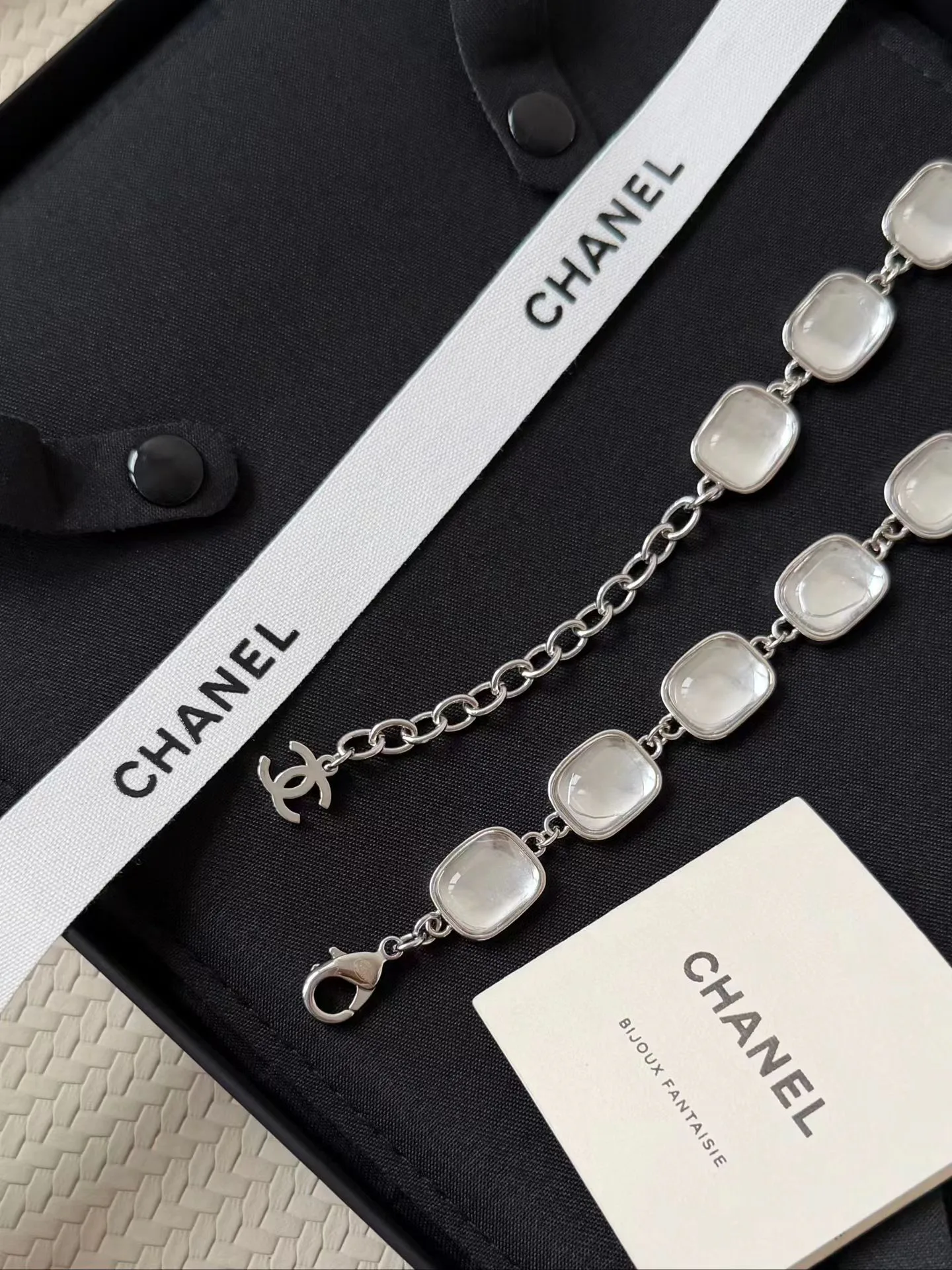 Бижутерия Chanel 18122707