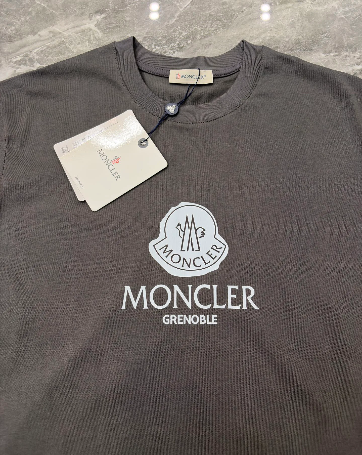 Футболки Женские Moncler 11424381