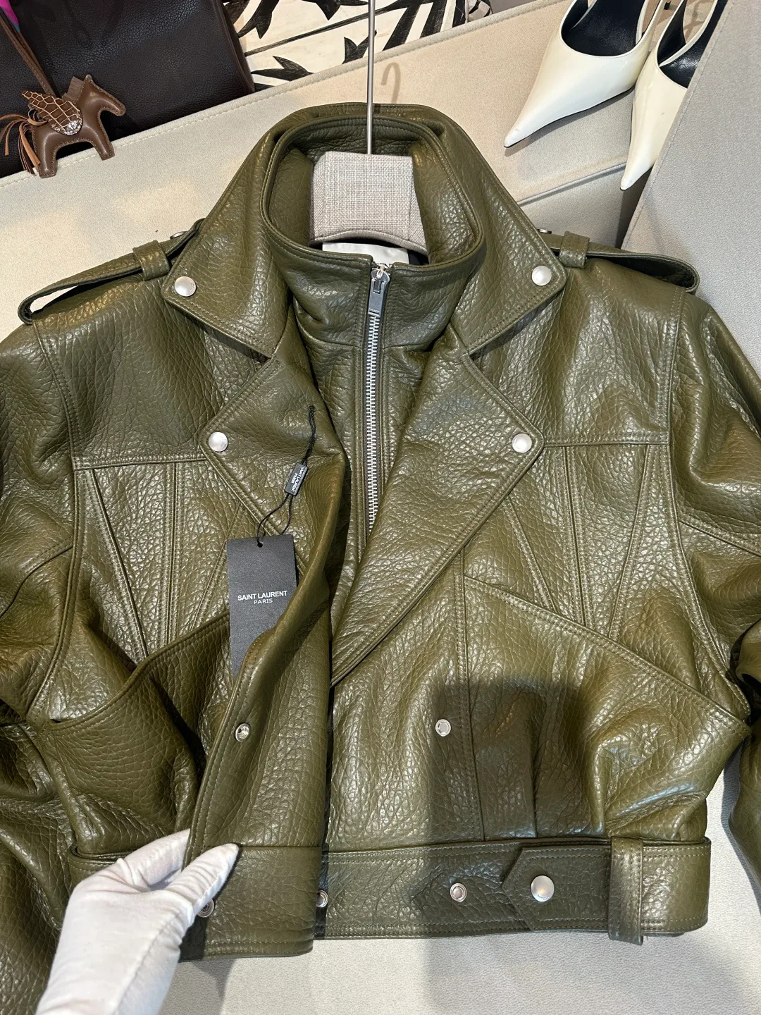 Кожаные Куртки И Дублёнки Женские Saint Laurent 18847550