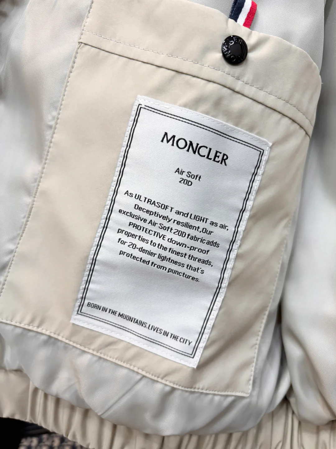 Куртки И Пуховики Женские Moncler 18157283