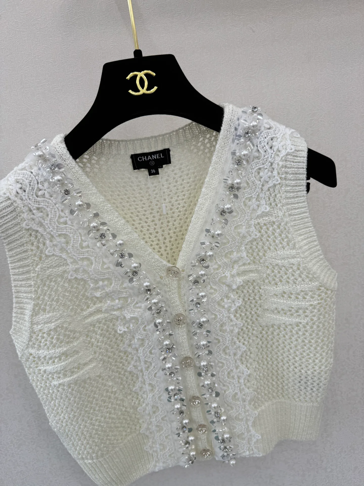 Жилеты Женские Chanel 11642050