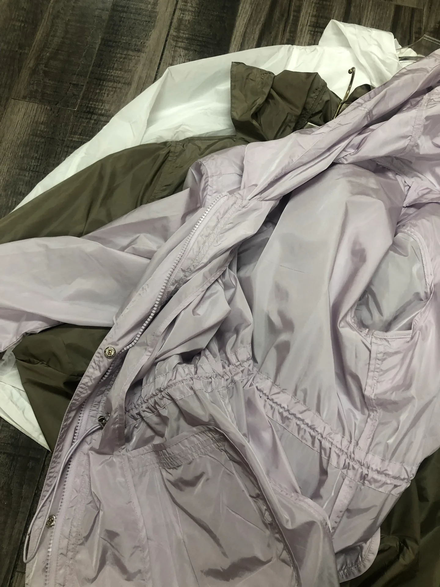 Куртки И Пуховики Женские Moncler 11564109