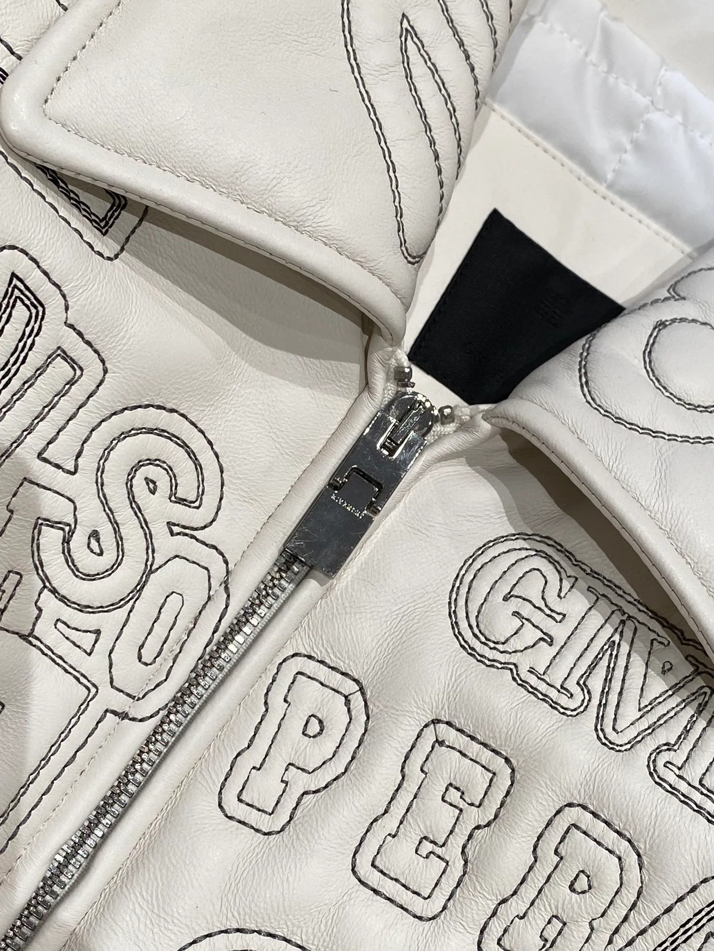 Куртки И Пуховики Мужские Givenchy 608734