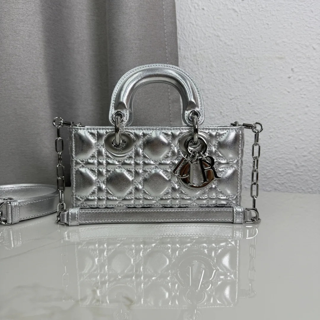 Классические Сумки Женские Christian Dior 18116447