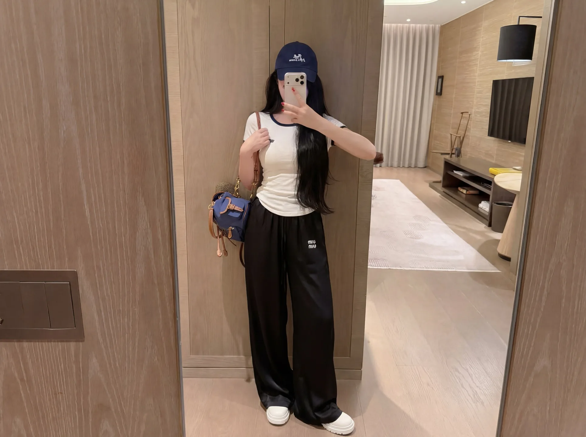 Брюки Женские Miu Miu 11451095