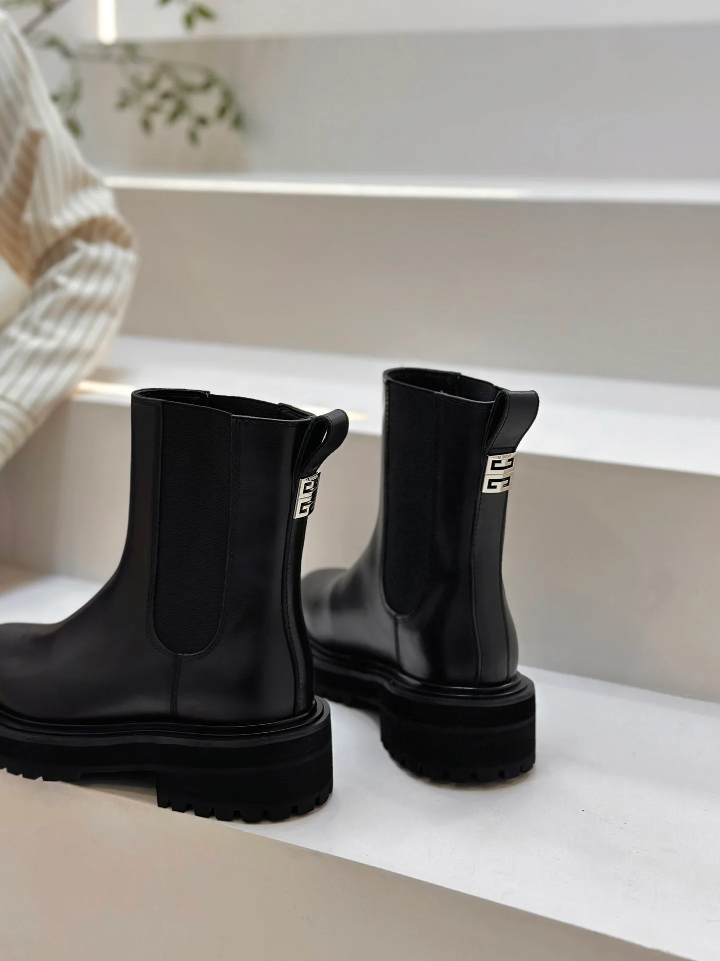 Ботинки Женские Givenchy 655661