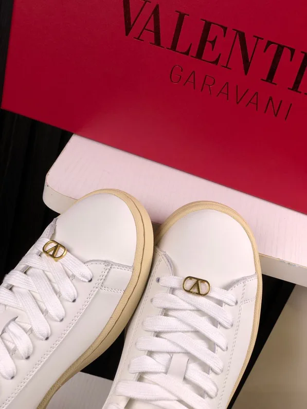 Кроссовки Женские Valentino 11707482