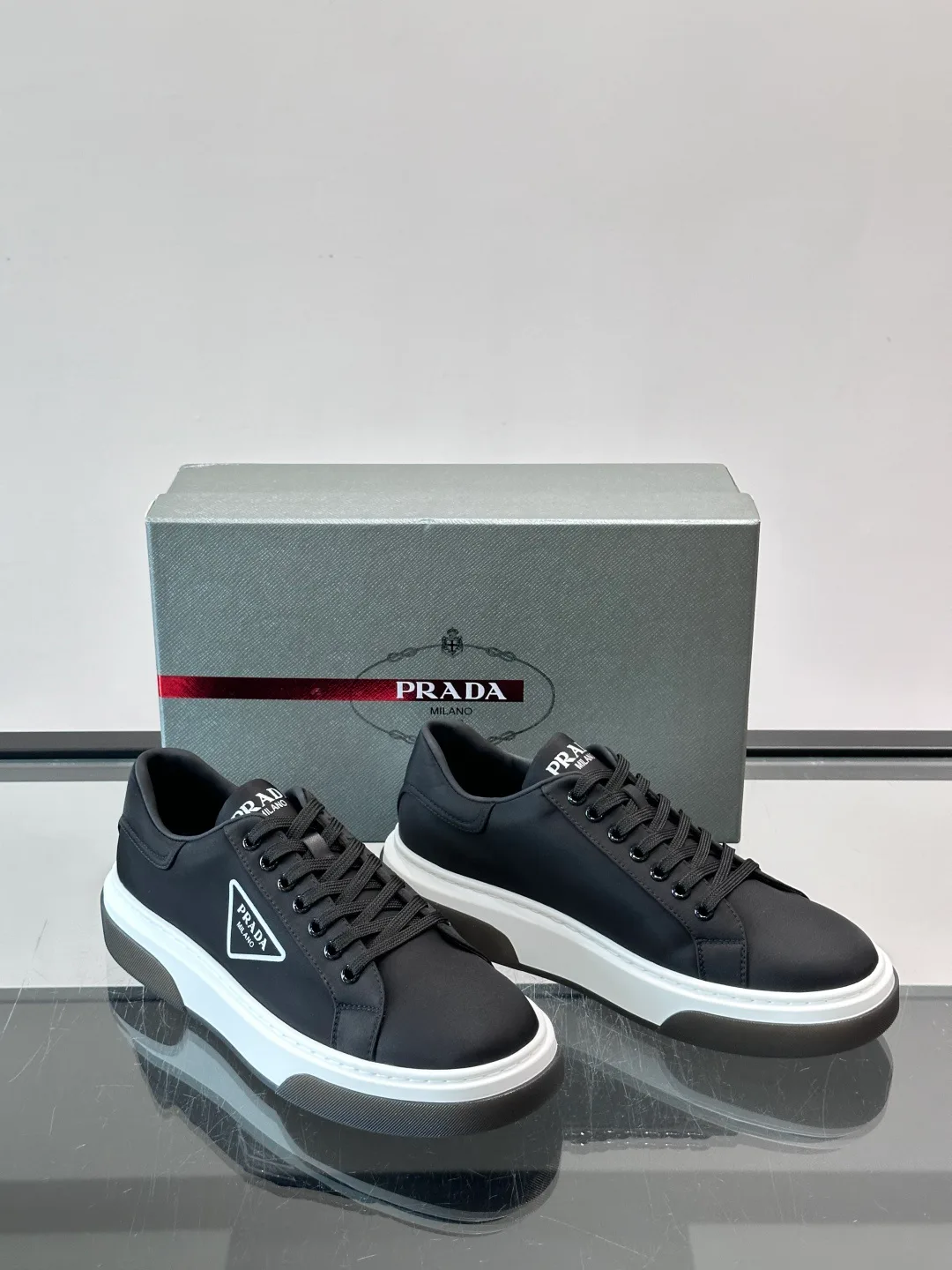 Кроссовки Мужские Prada 17913731