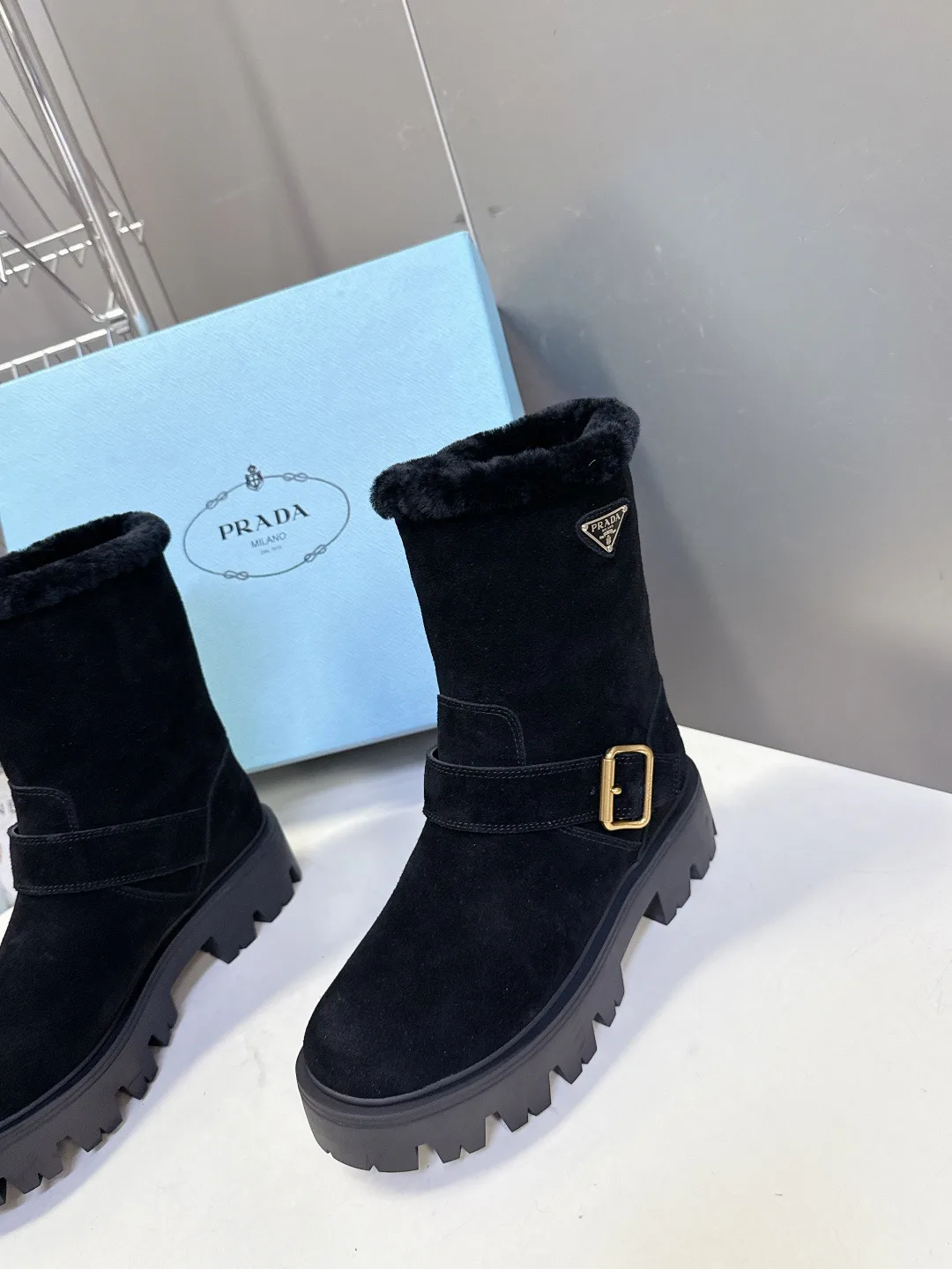 Ботинки Женские Prada 525669