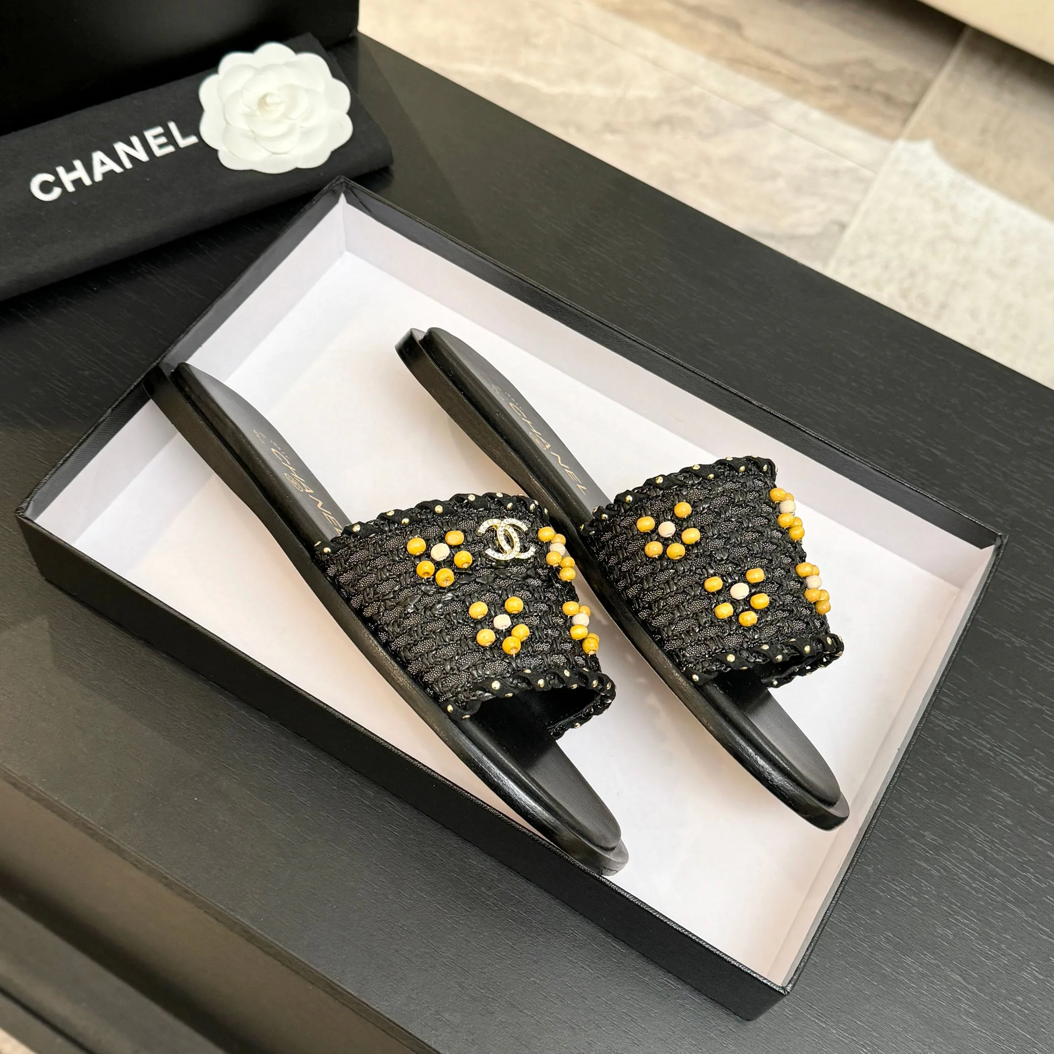 Шлепанцы Женские Chanel 10611363