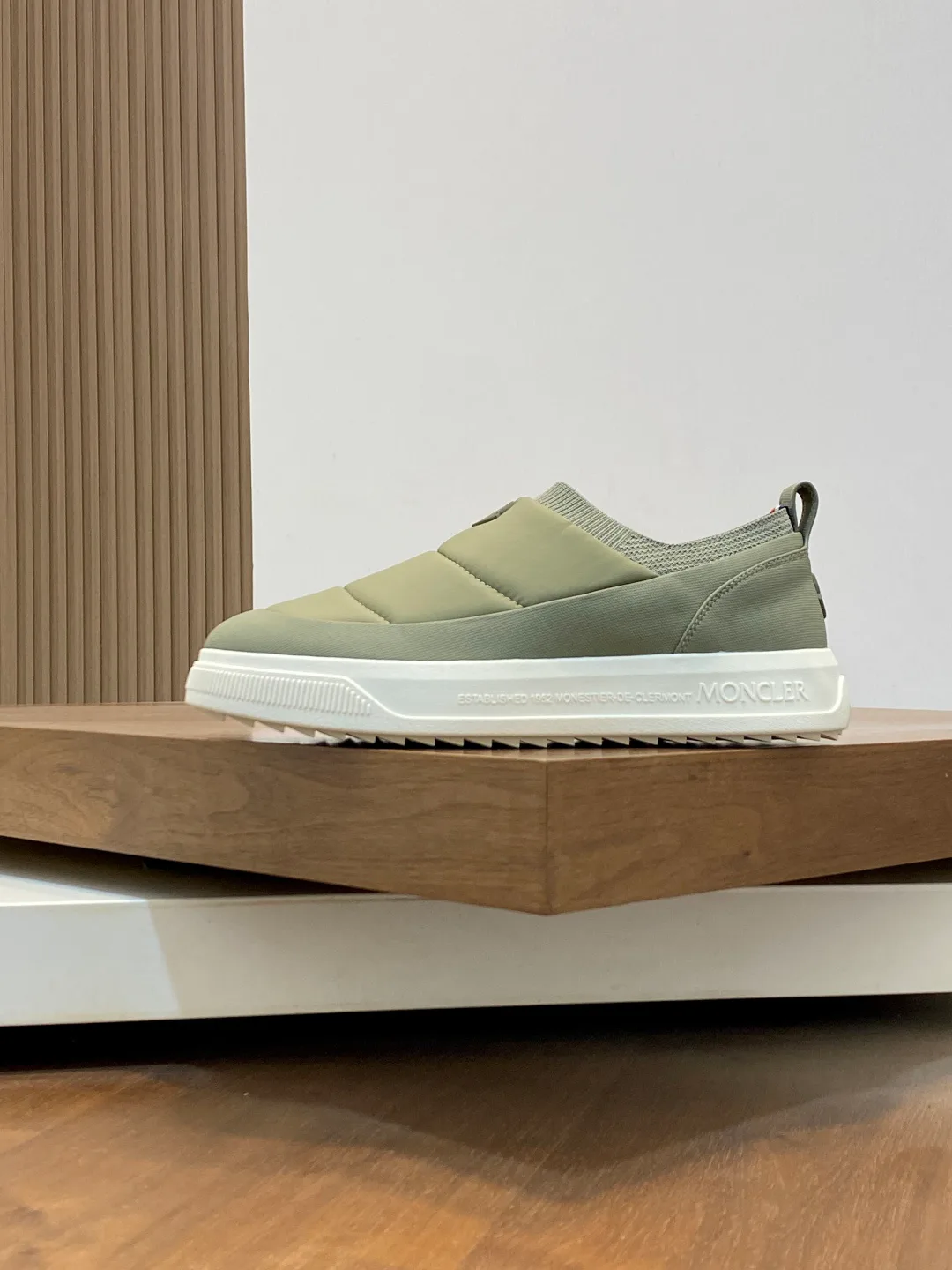 Кеды Женские Moncler 543628