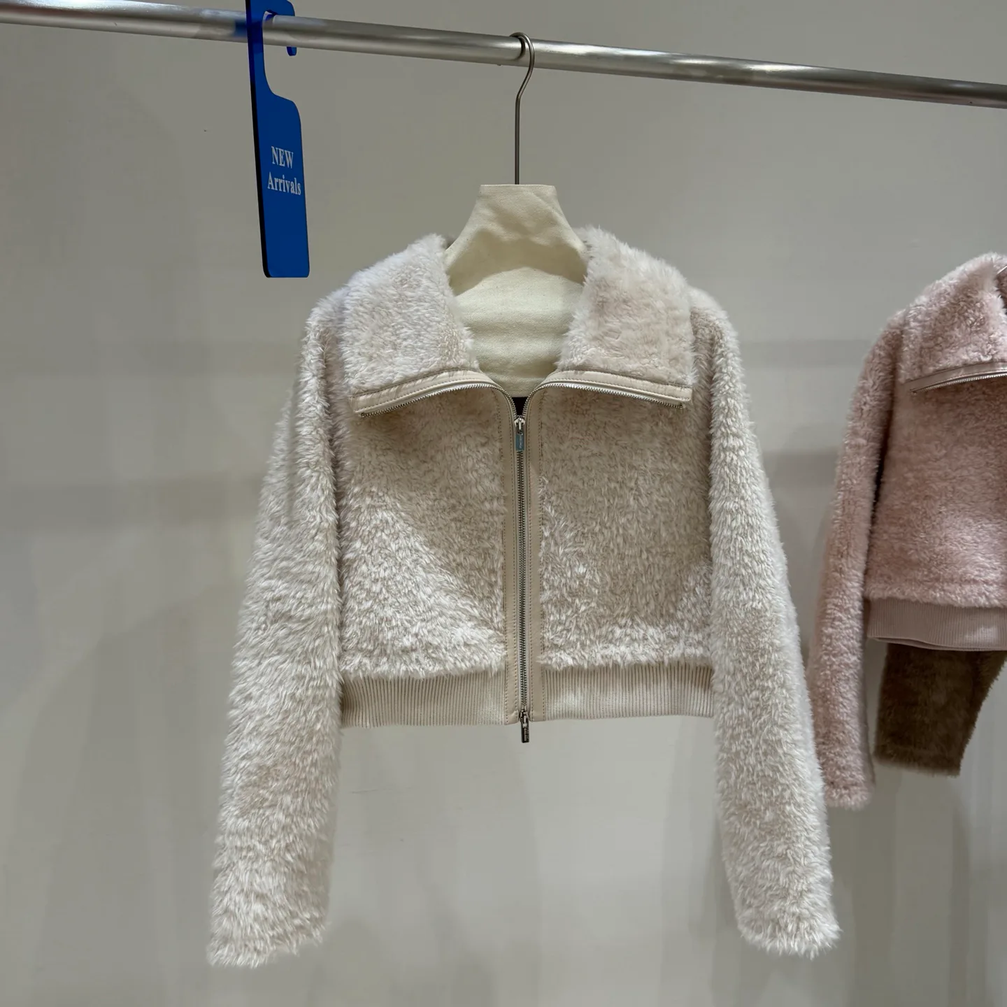 Куртки И Пуховики Женские Miu Miu 19701581