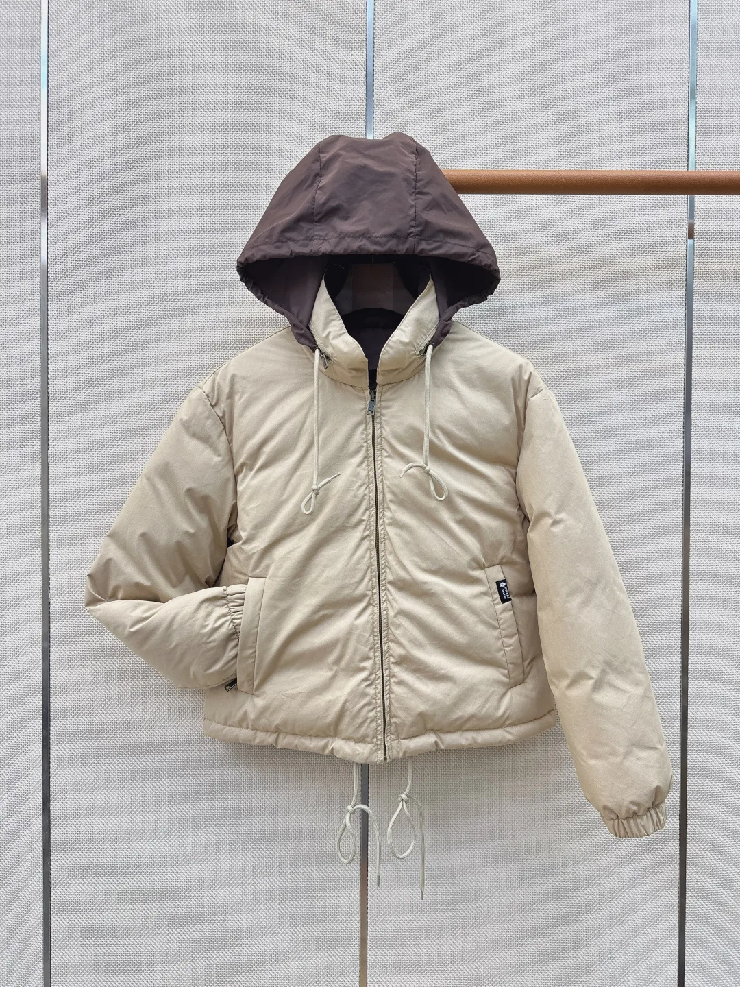 Куртки И Пуховики Женские Prada 19108885