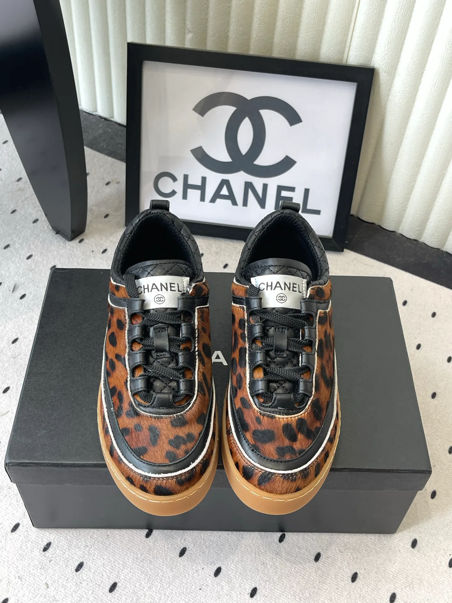 Кроссовки Женские Chanel 18069881