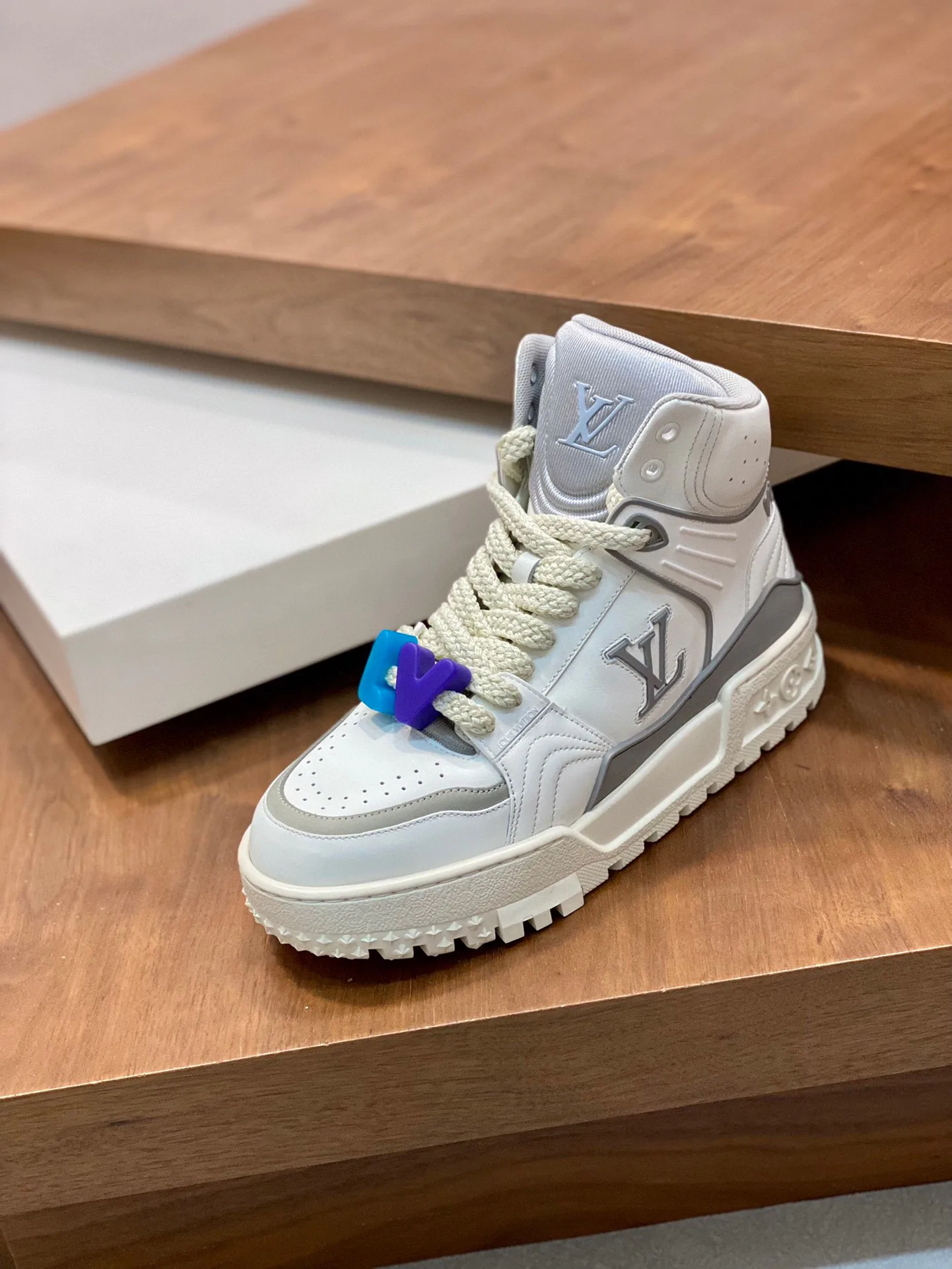 Кроссовки Мужские Louis Vuitton 1483829